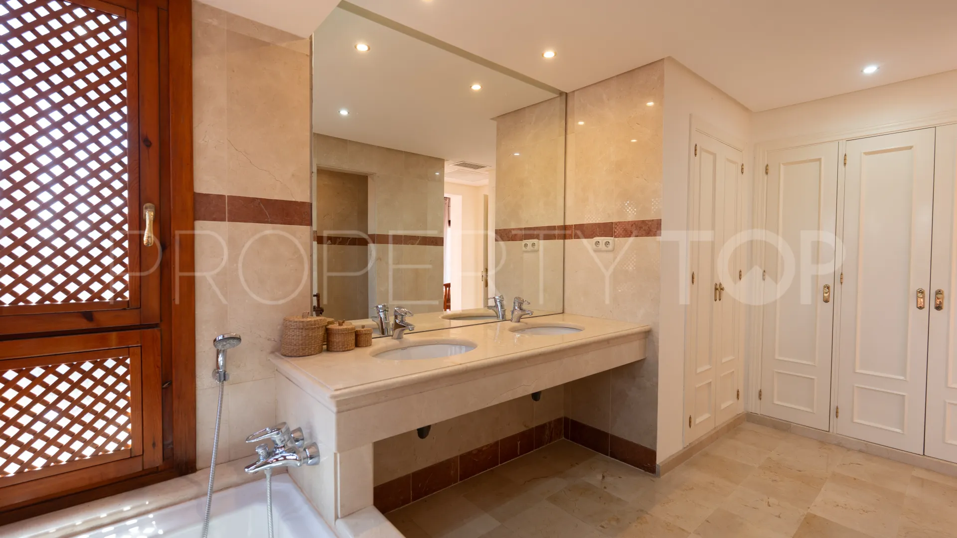 Duplex penthouse for sale in Estepona East with 3 bedrooms