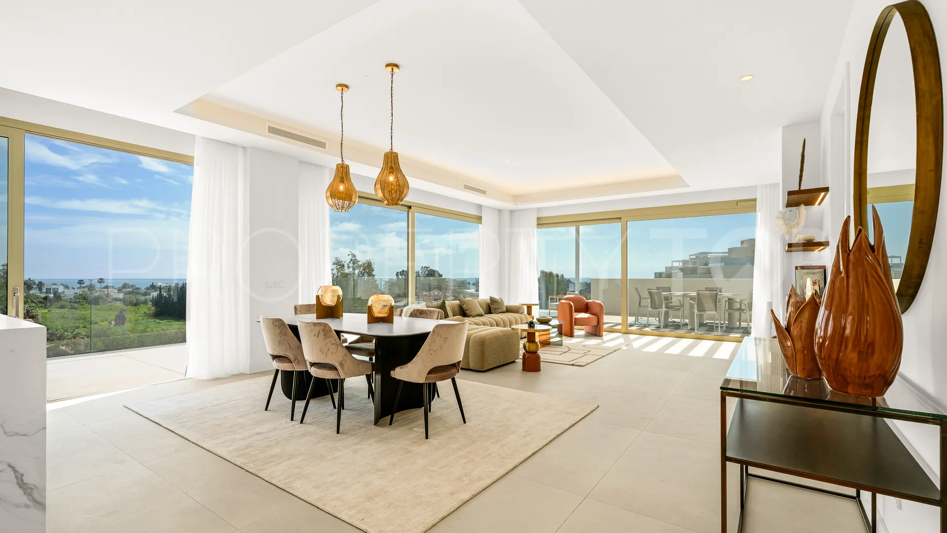 Comprar atico duplex con 3 dormitorios en Benalús