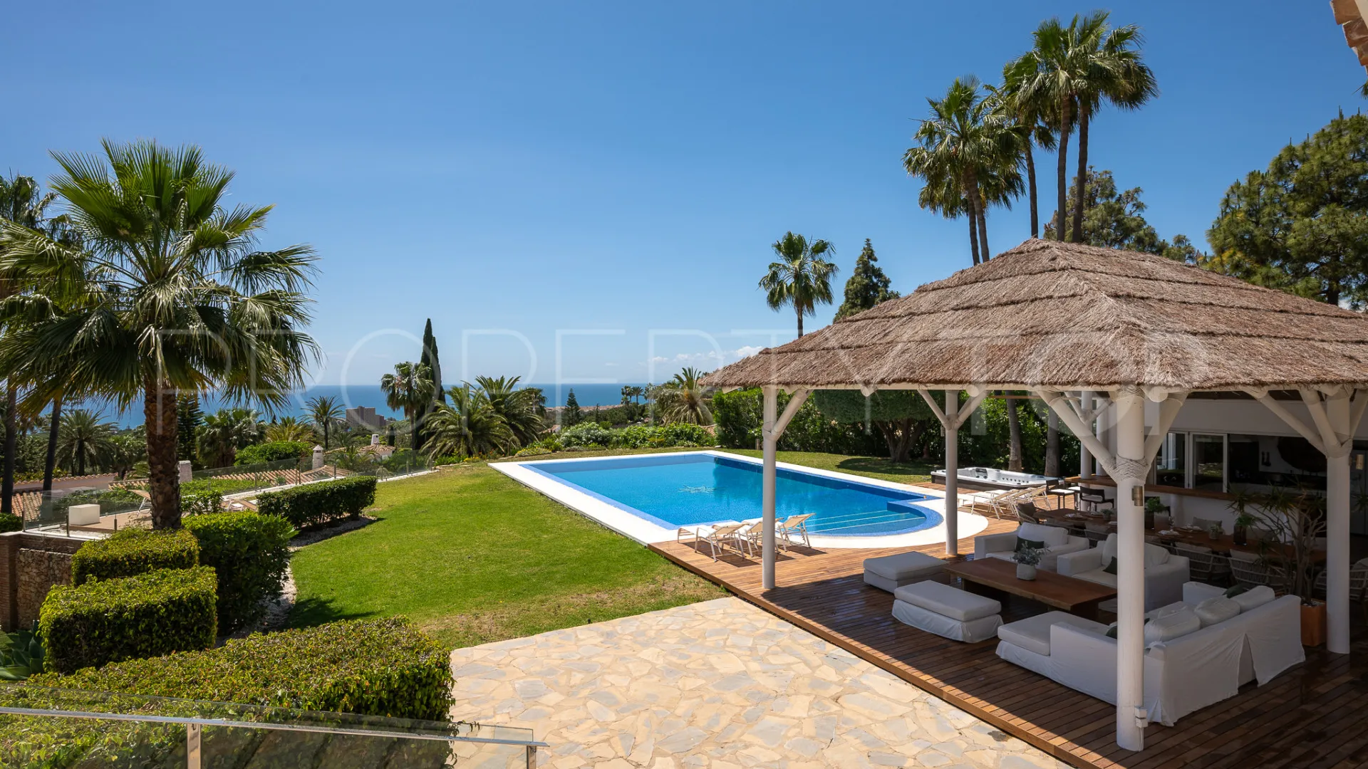 Buy Marbella East 7 bedrooms villa