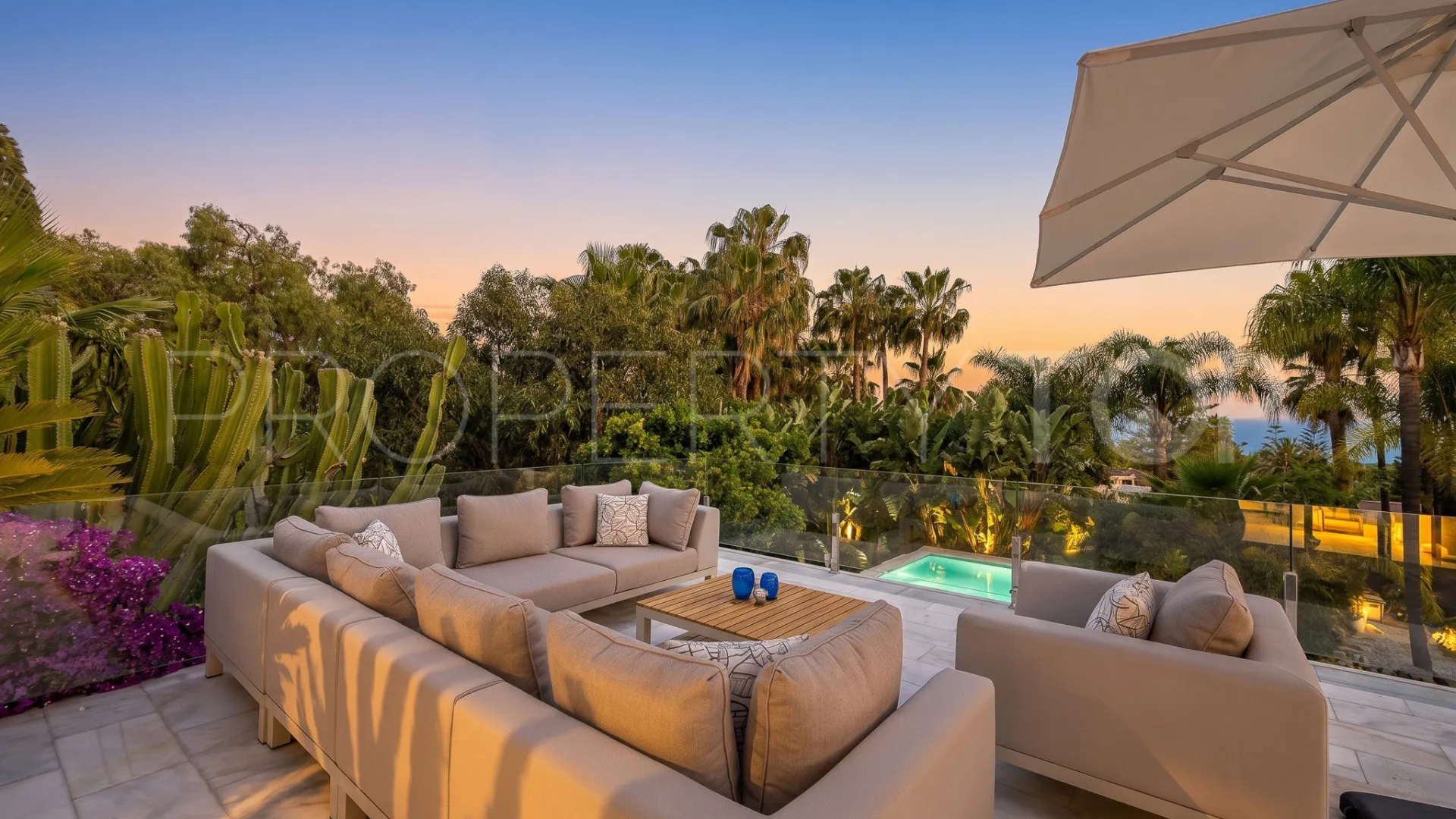 Buy Marbella East 7 bedrooms villa