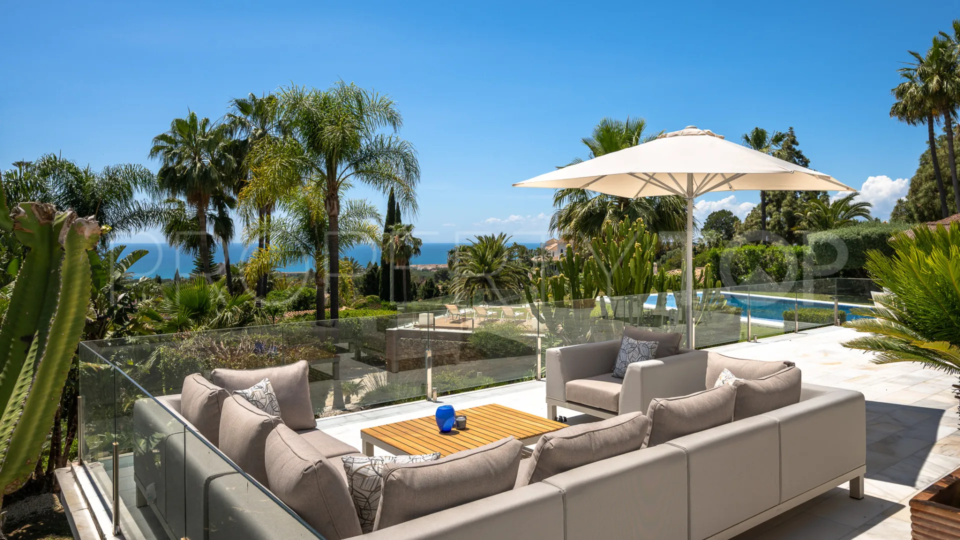 Buy Marbella East 7 bedrooms villa