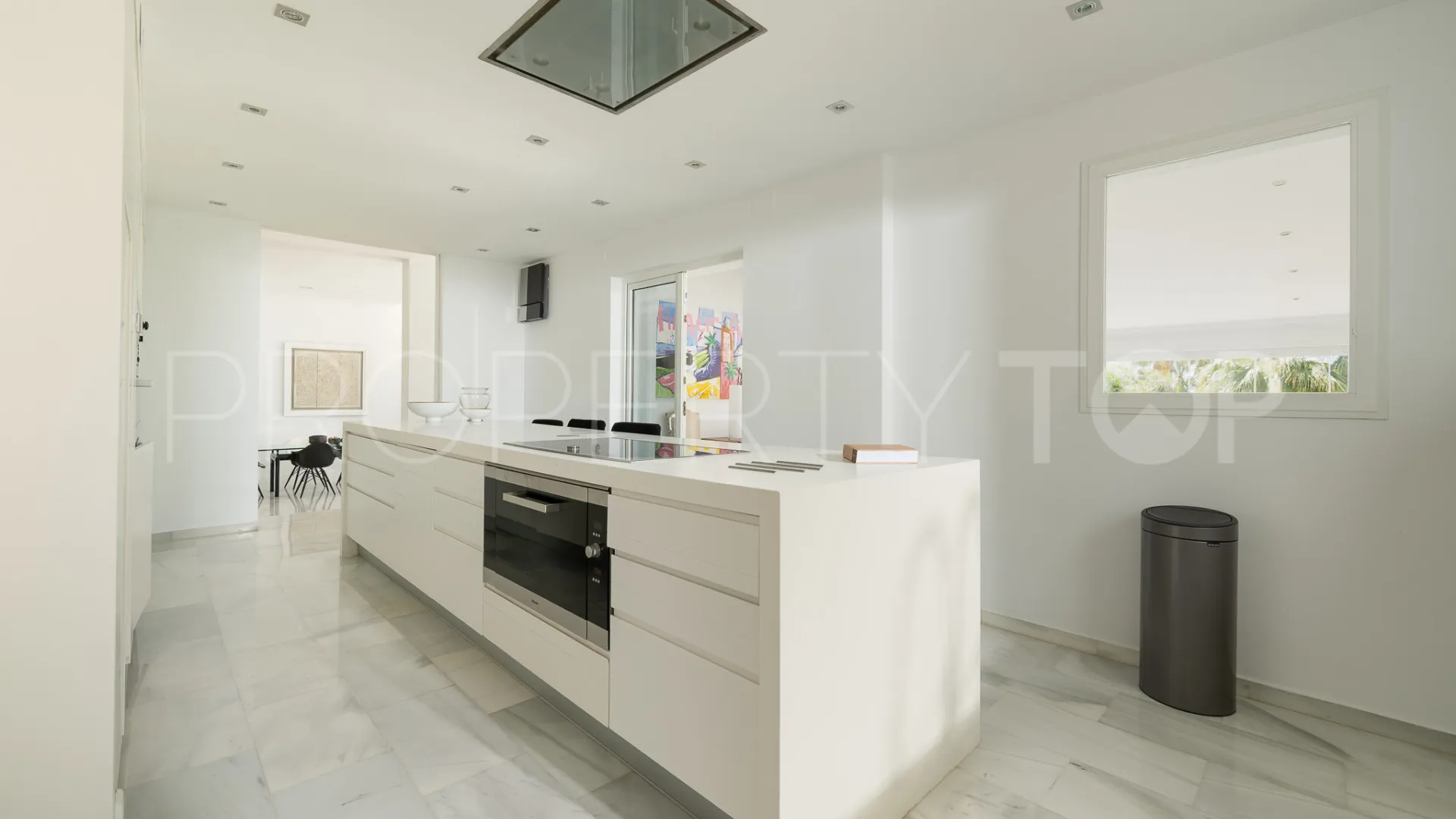 Buy Marbella East 7 bedrooms villa