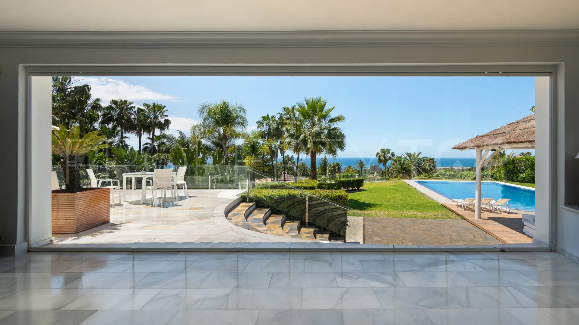 Buy Marbella East 7 bedrooms villa