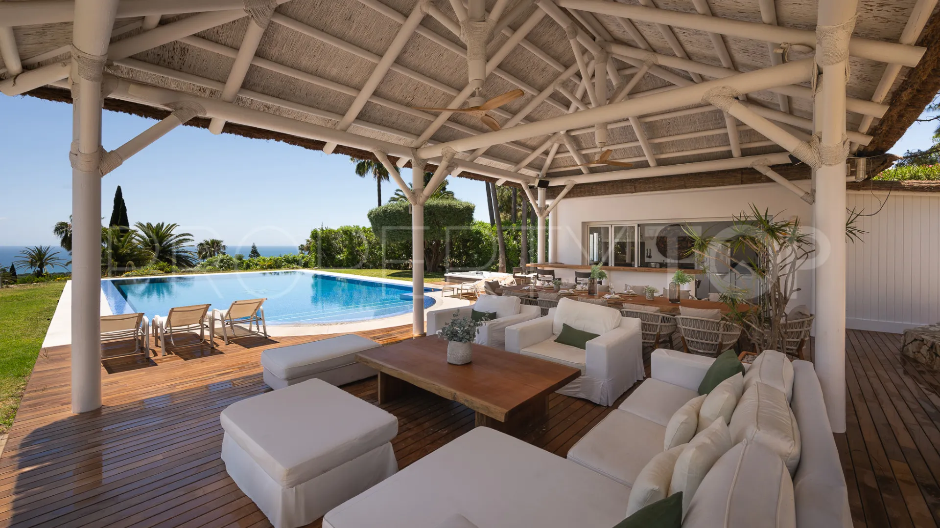 Buy Marbella East 7 bedrooms villa