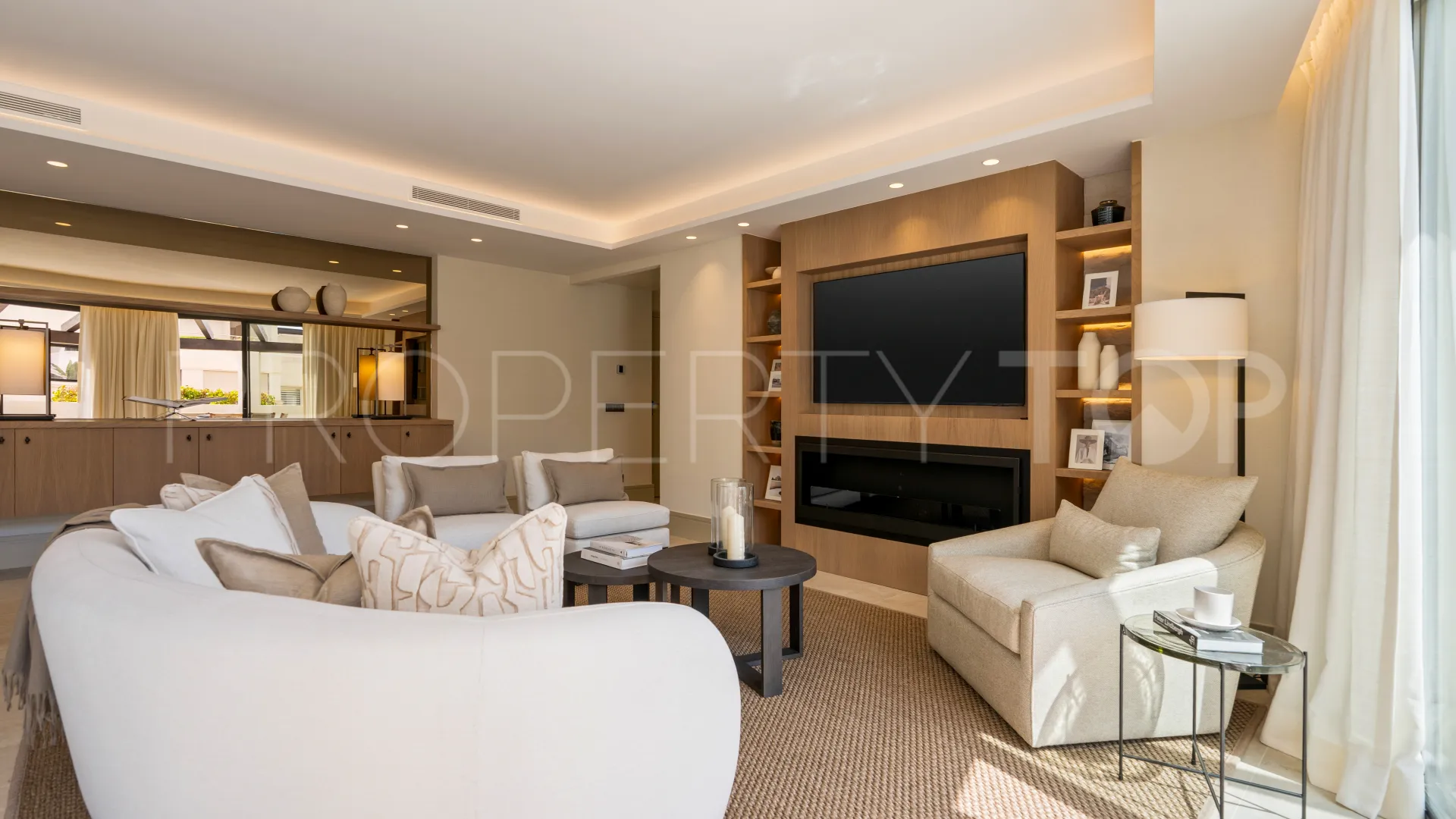 Apartamento con 3 dormitorios a la venta en Coto Real