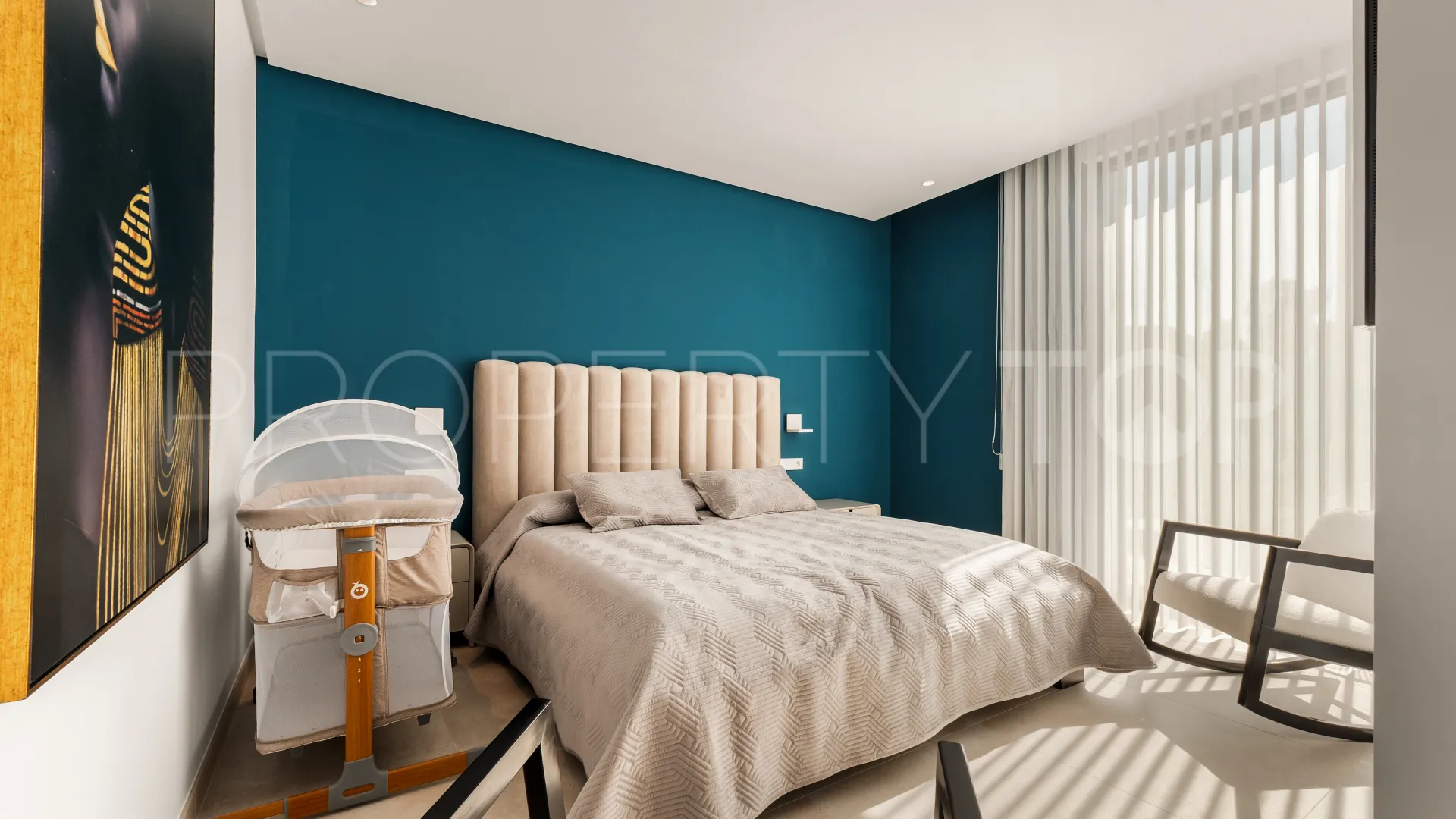 Buy 4 bedrooms villa in Golden Mile