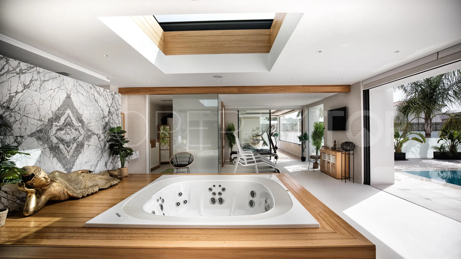 7 bedrooms villa in El Paraiso for sale