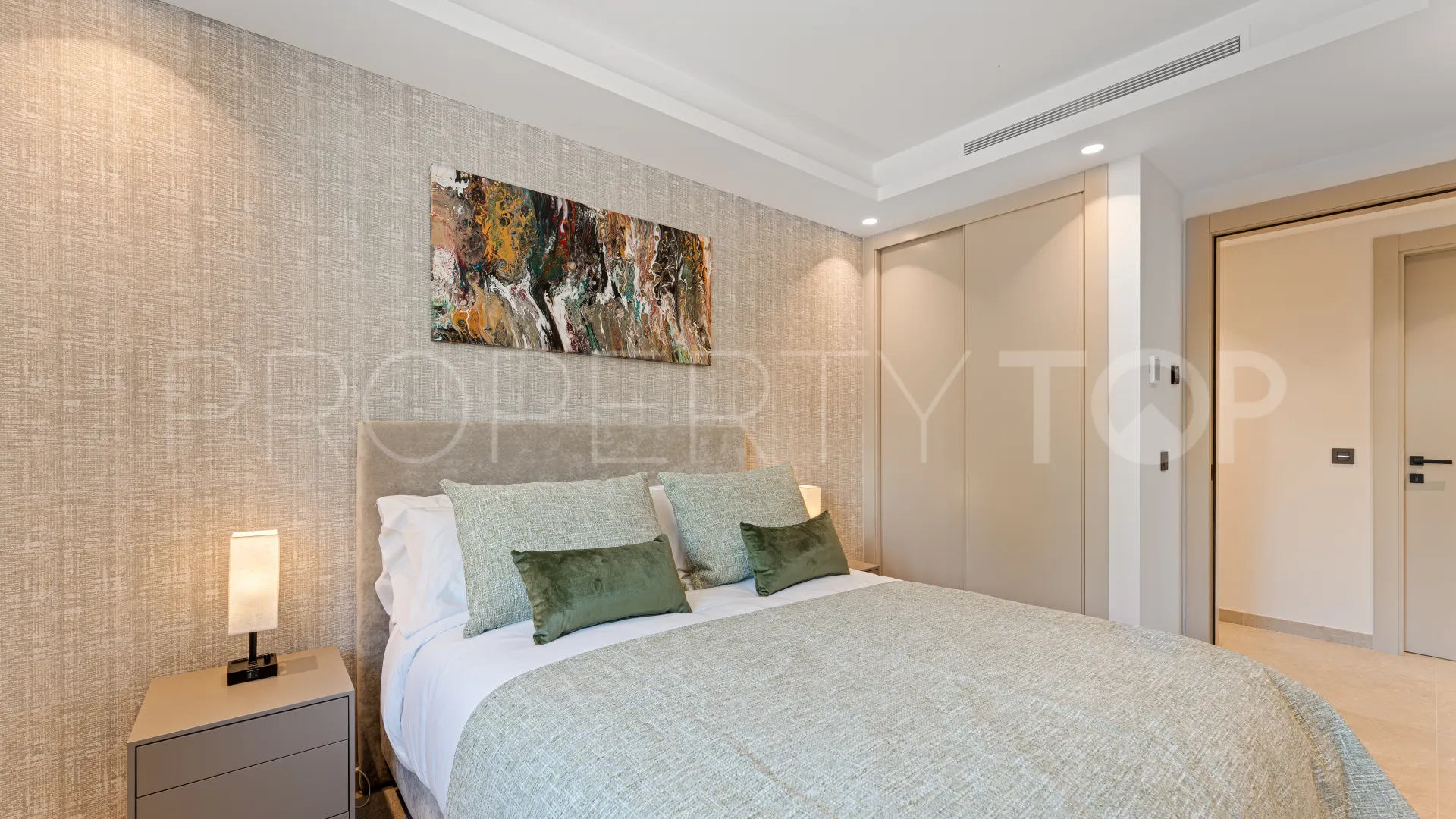 Villa for sale in La Cerquilla with 5 bedrooms