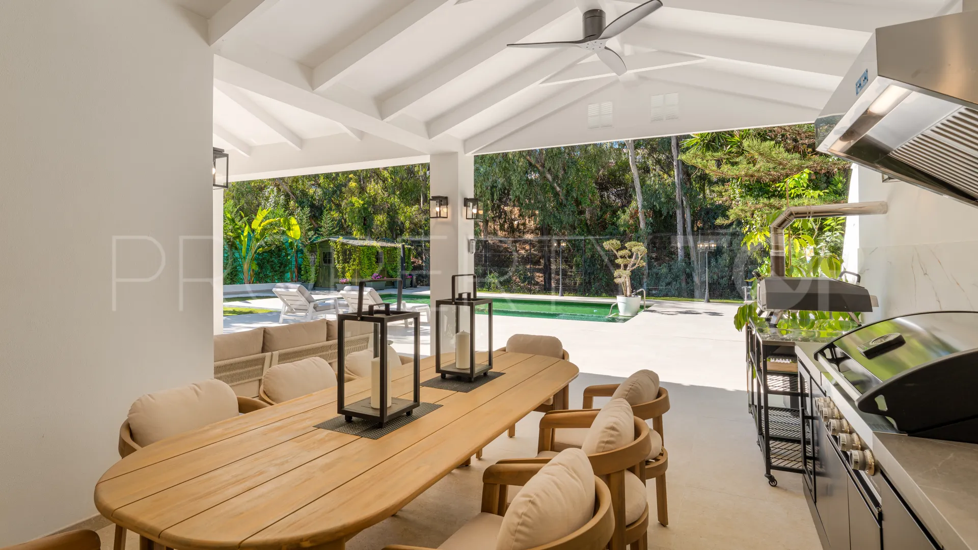 Villa for sale in La Cerquilla with 5 bedrooms