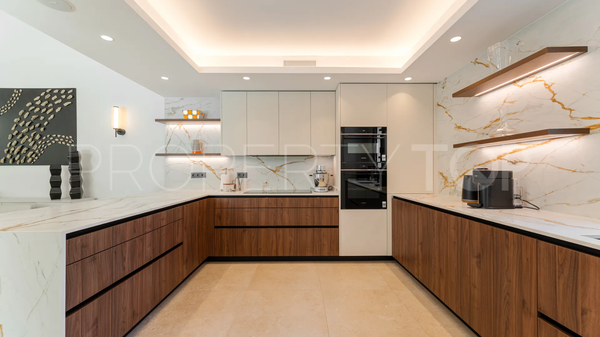 Villa for sale in La Cerquilla with 5 bedrooms