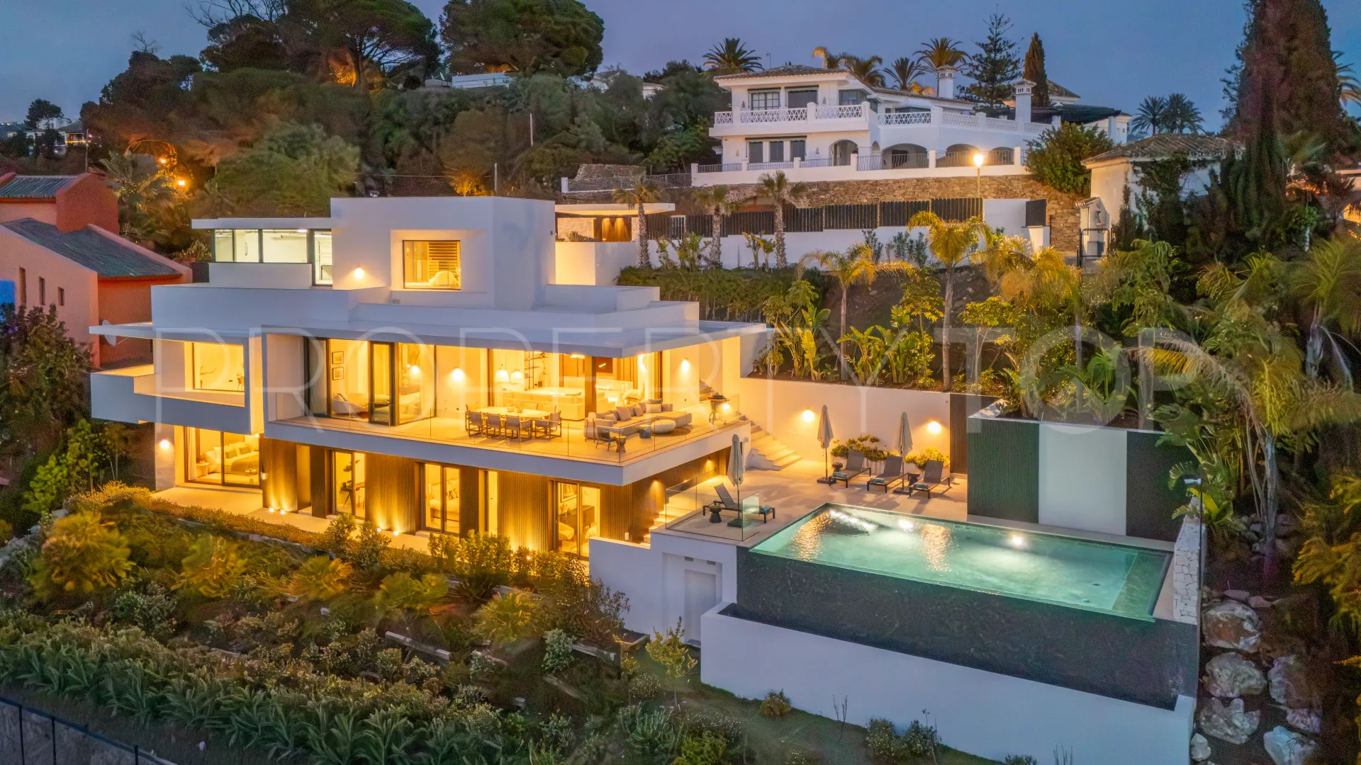 Villa en venta en Marbella Este