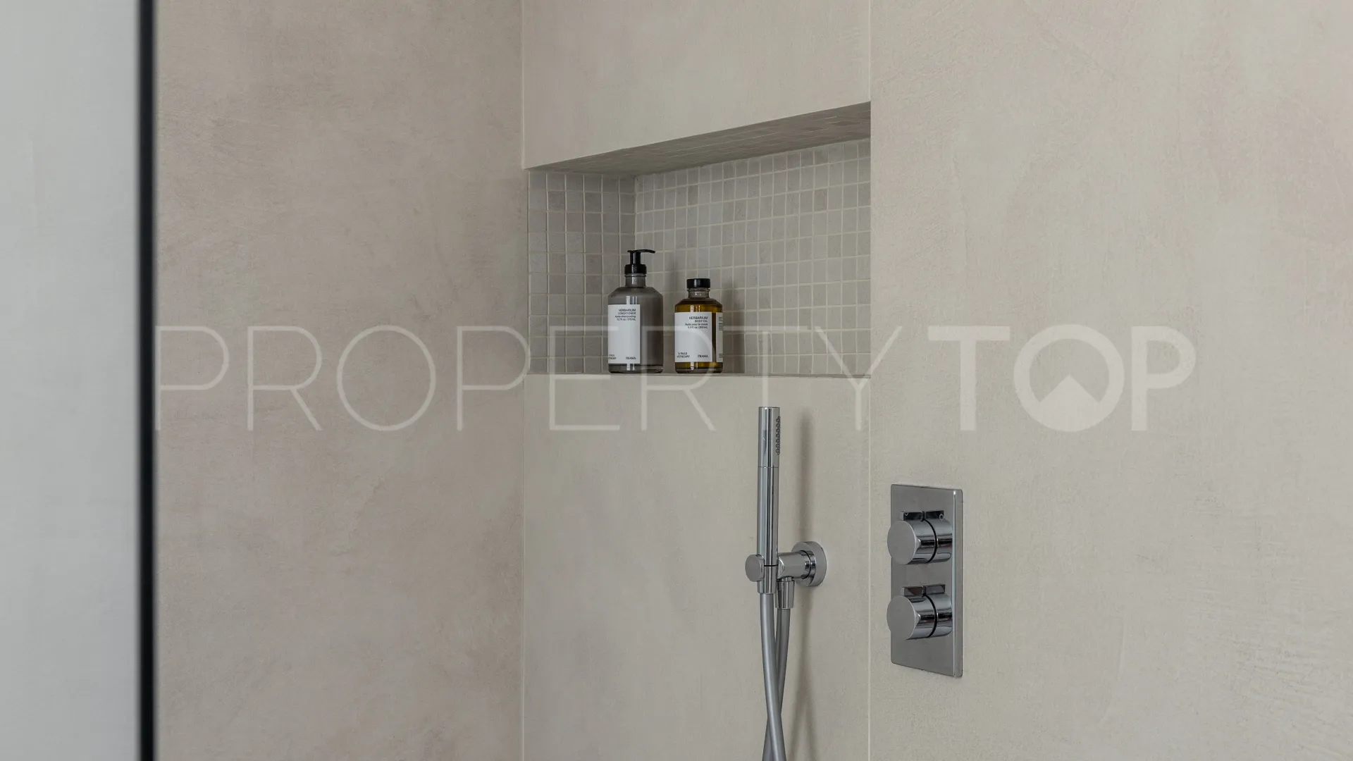 Los Naranjos duplex penthouse for sale
