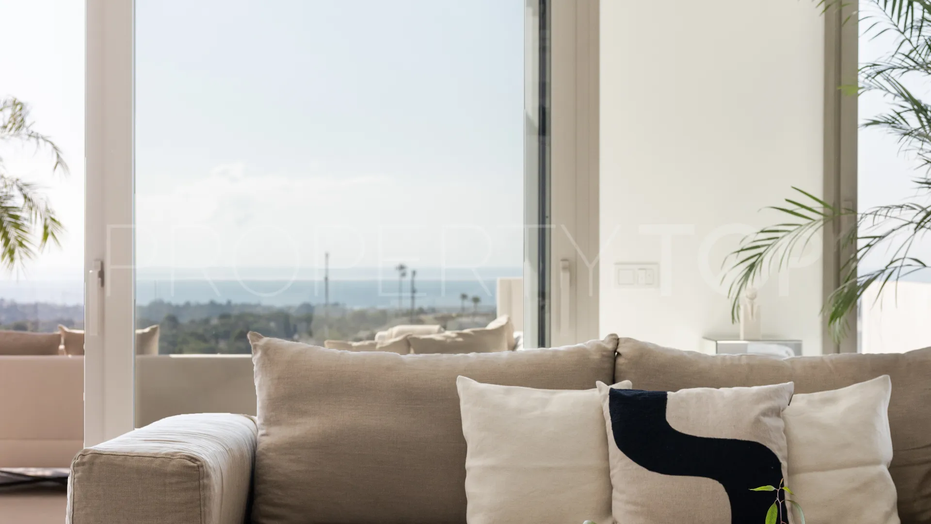 Los Naranjos duplex penthouse for sale