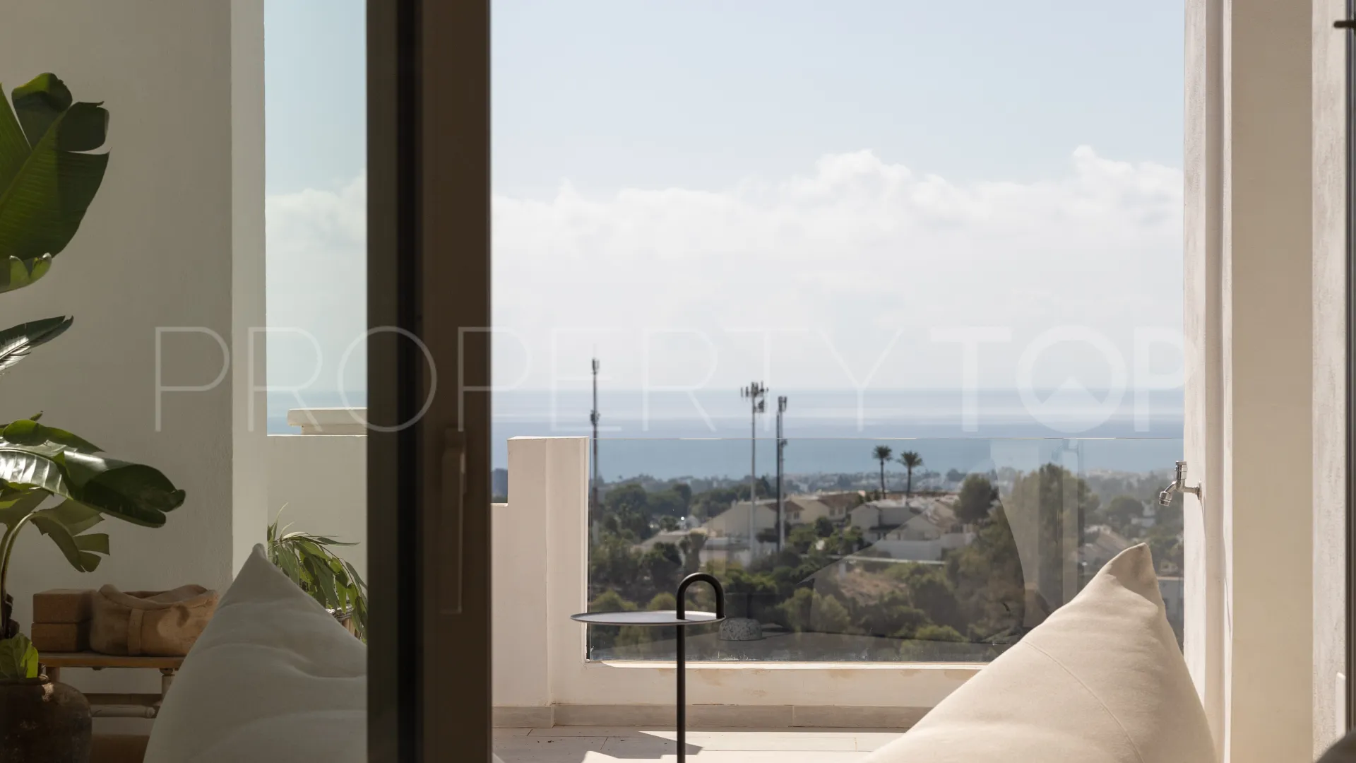 Los Naranjos duplex penthouse for sale