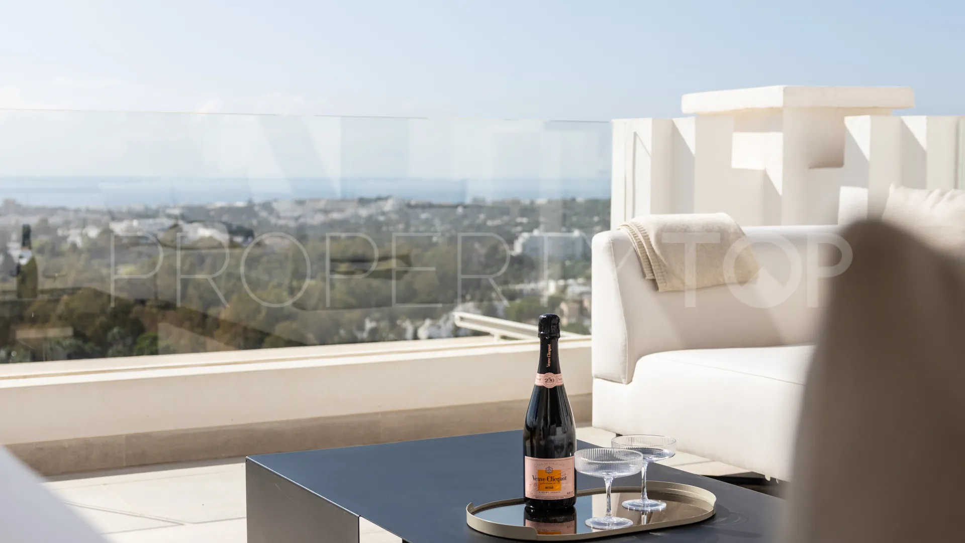 Los Naranjos duplex penthouse for sale