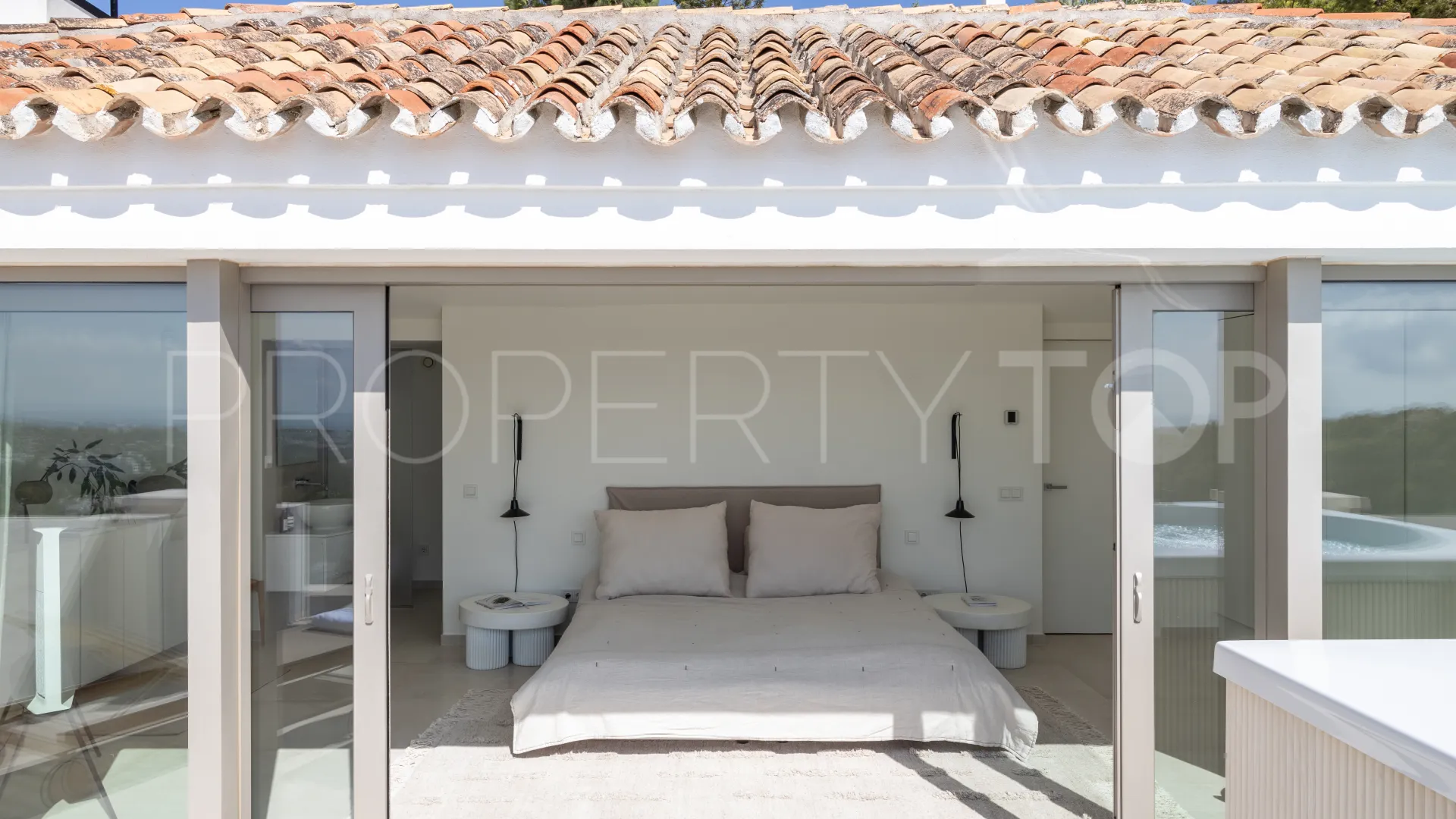 Los Naranjos duplex penthouse for sale