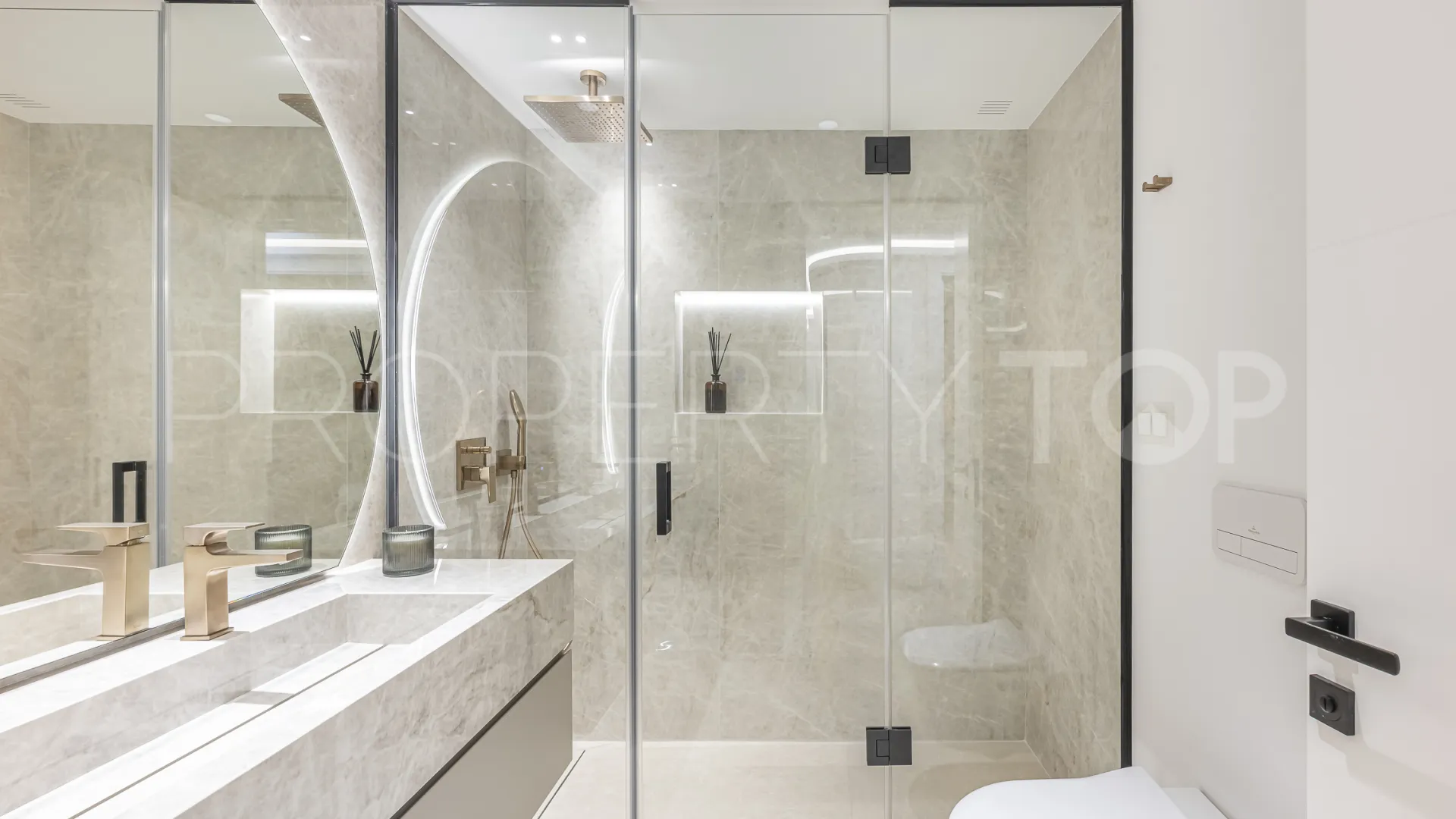 Apartamento a la venta en Bahía del Velerín