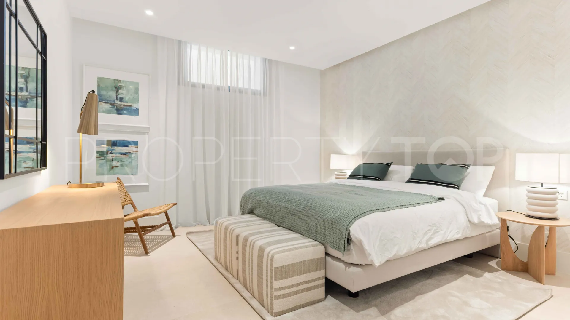 For sale villa with 5 bedrooms in San Pedro de Alcantara