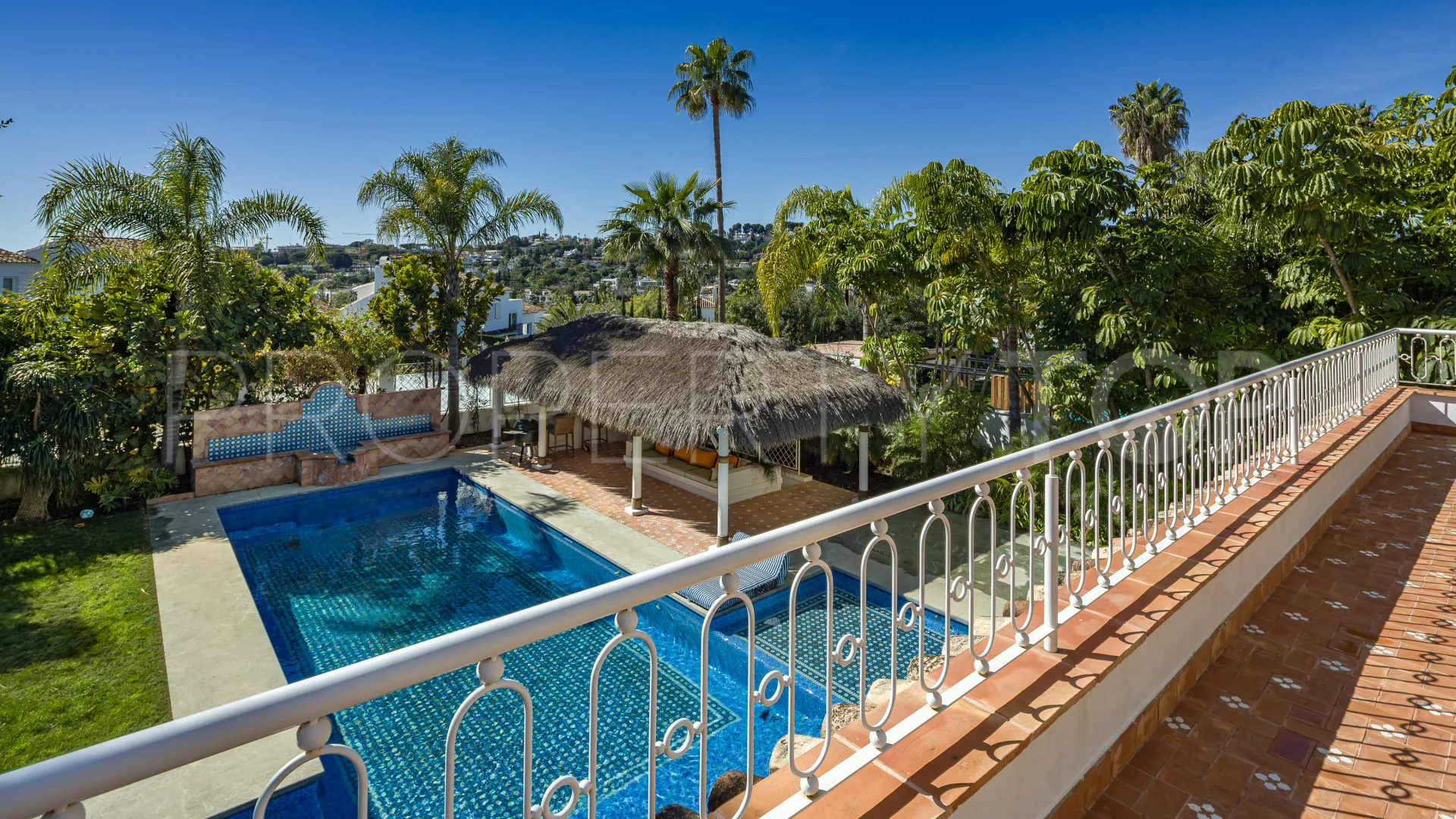 For sale villa with 5 bedrooms in Aloha