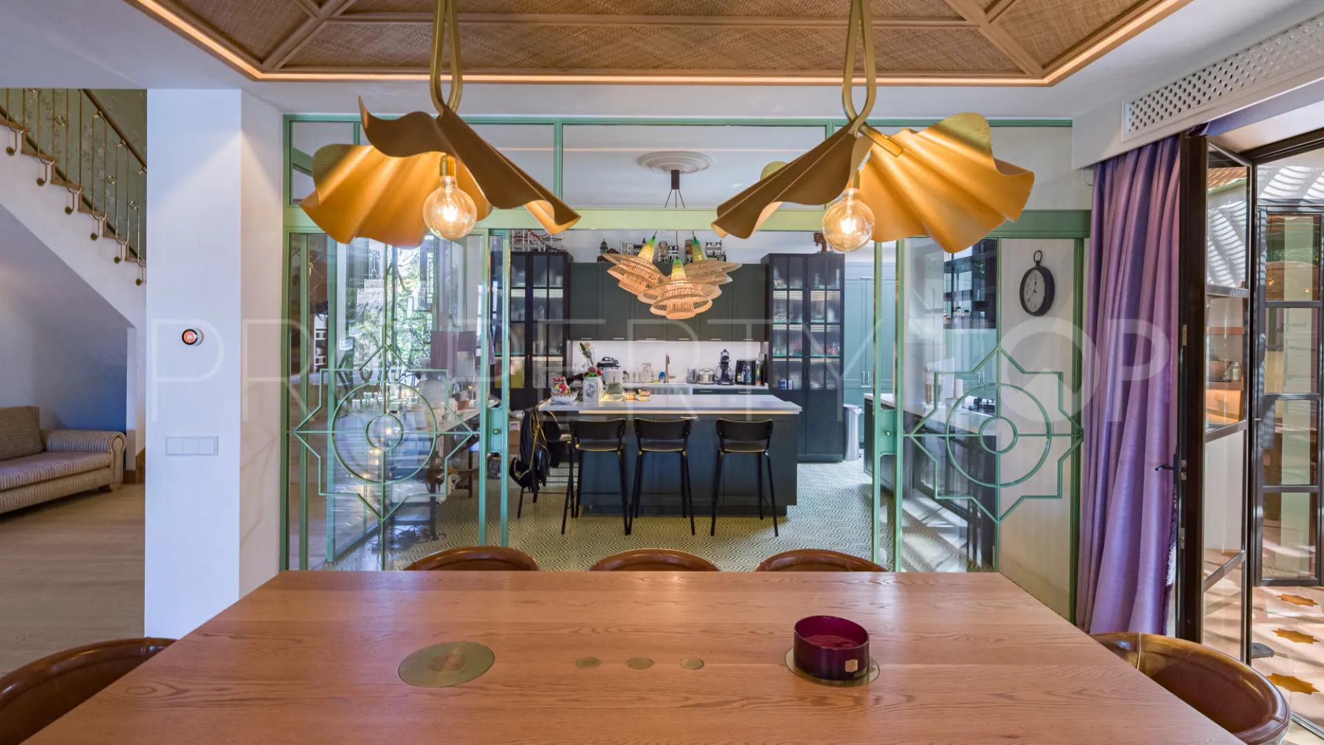 For sale villa with 5 bedrooms in Aloha