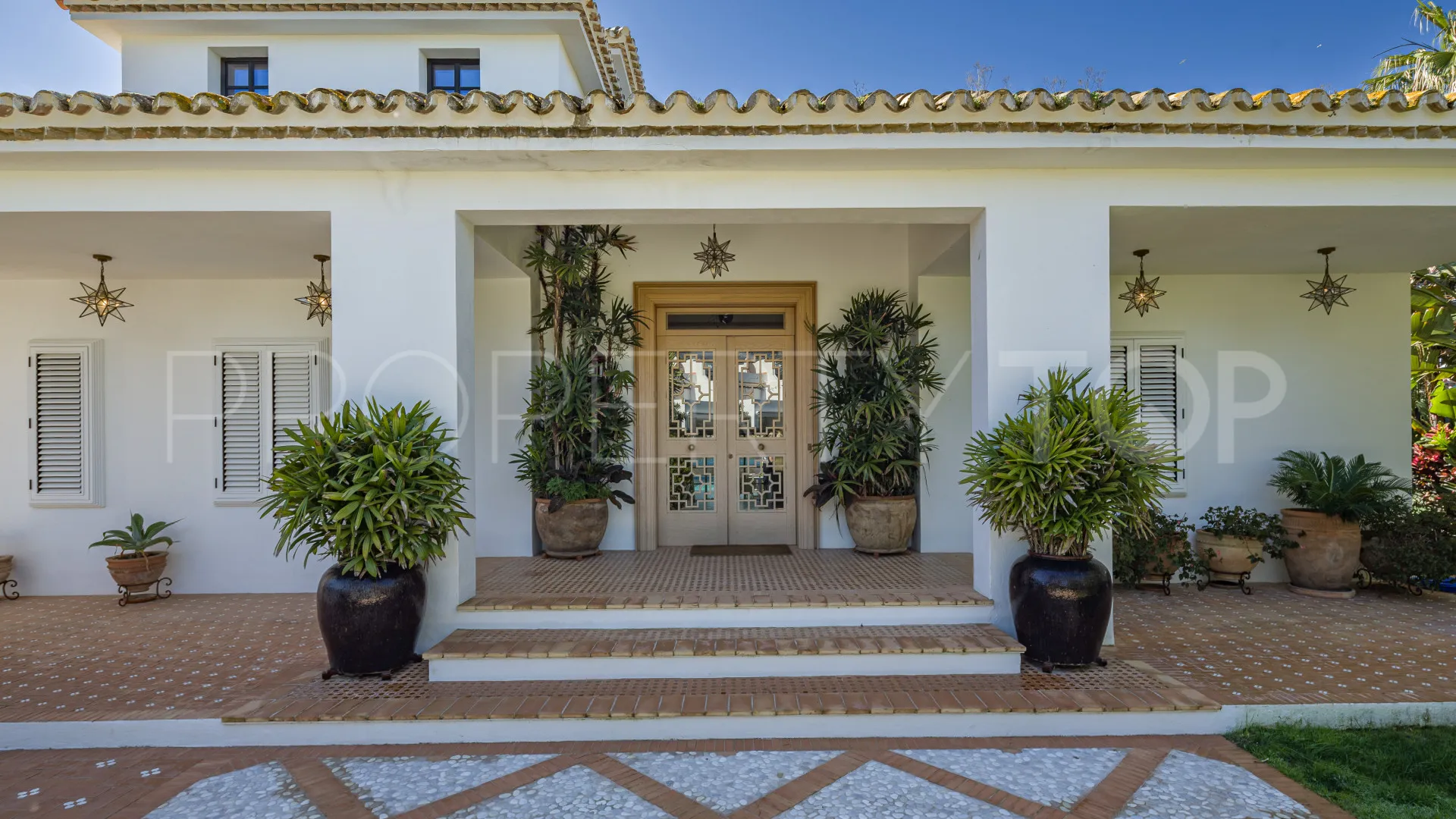 For sale villa with 5 bedrooms in Aloha
