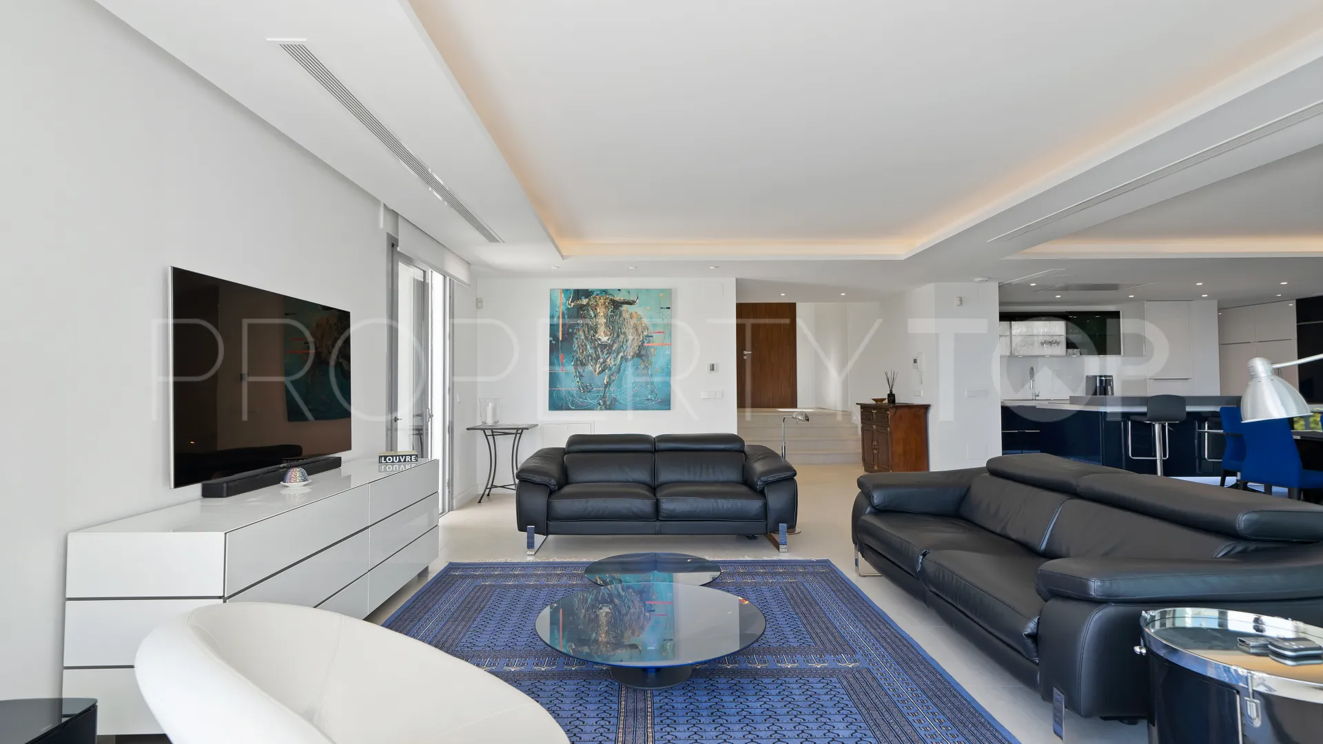Villa in Las Lomas de Nueva Andalucia for sale