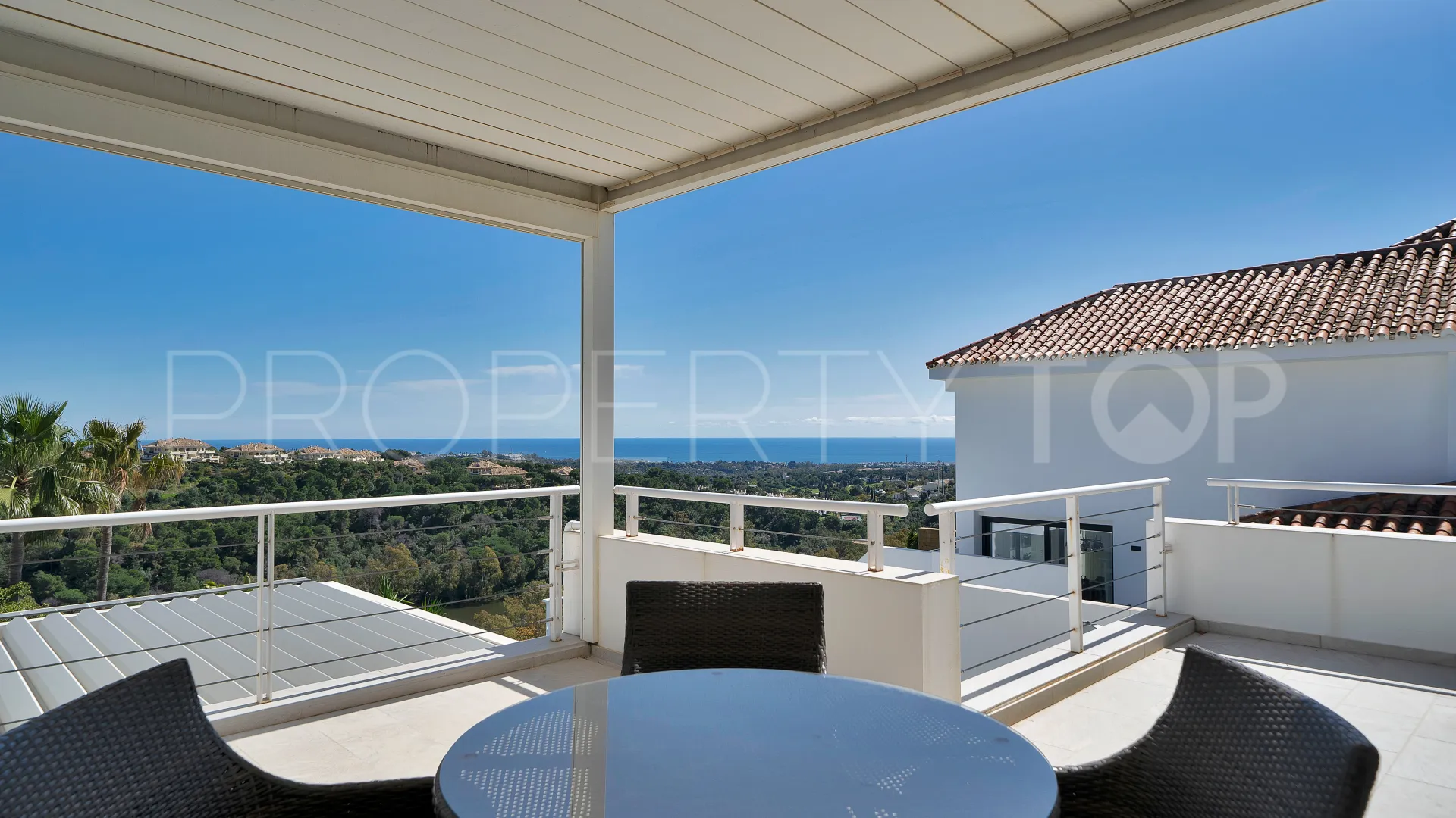 Villa in Las Lomas de Nueva Andalucia for sale