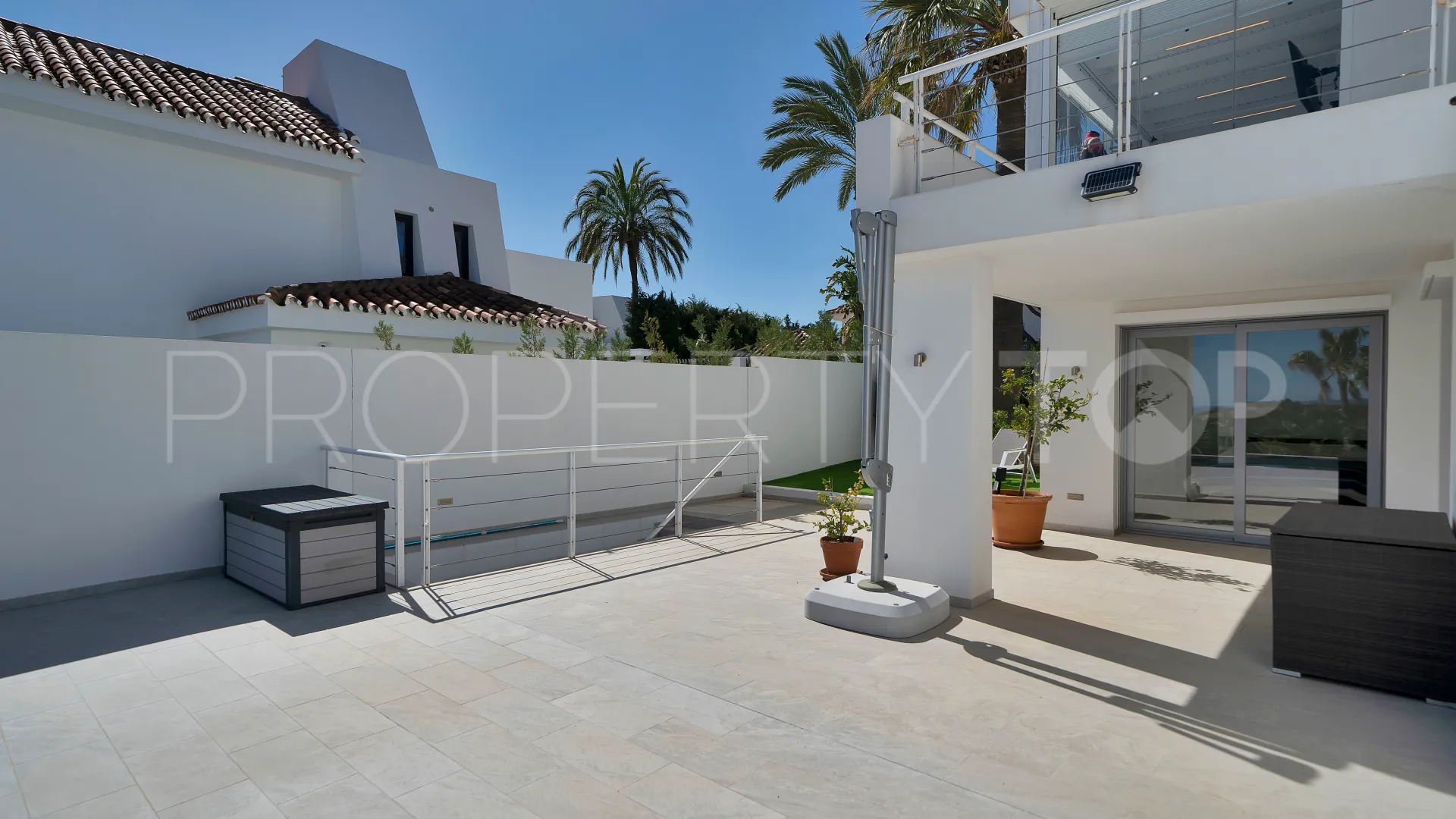 Villa in Las Lomas de Nueva Andalucia for sale