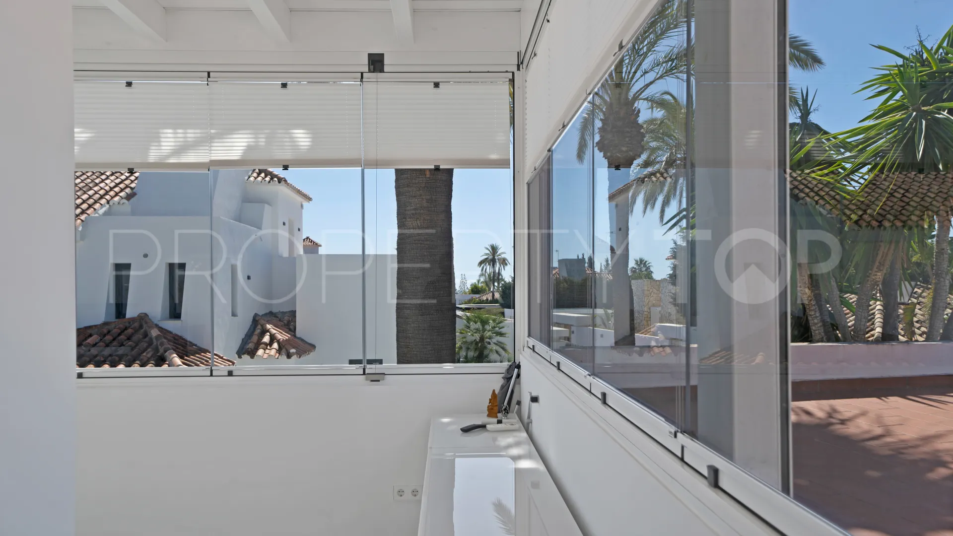 Villa in Las Lomas de Nueva Andalucia for sale