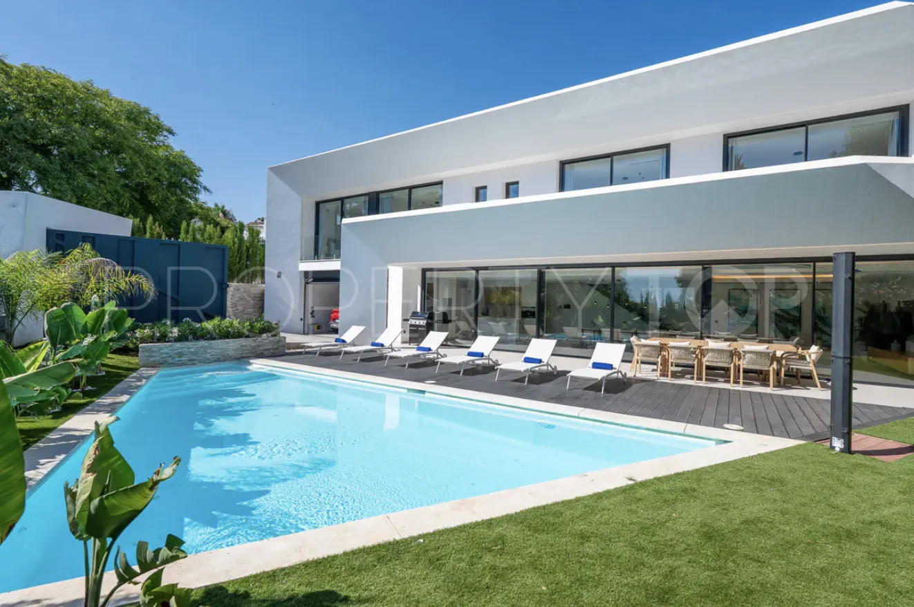 Artola, villa de 4 dormitorios en venta
