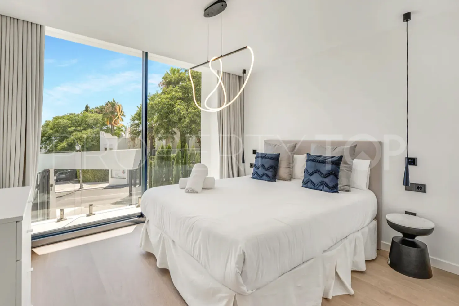 Artola, villa de 4 dormitorios en venta
