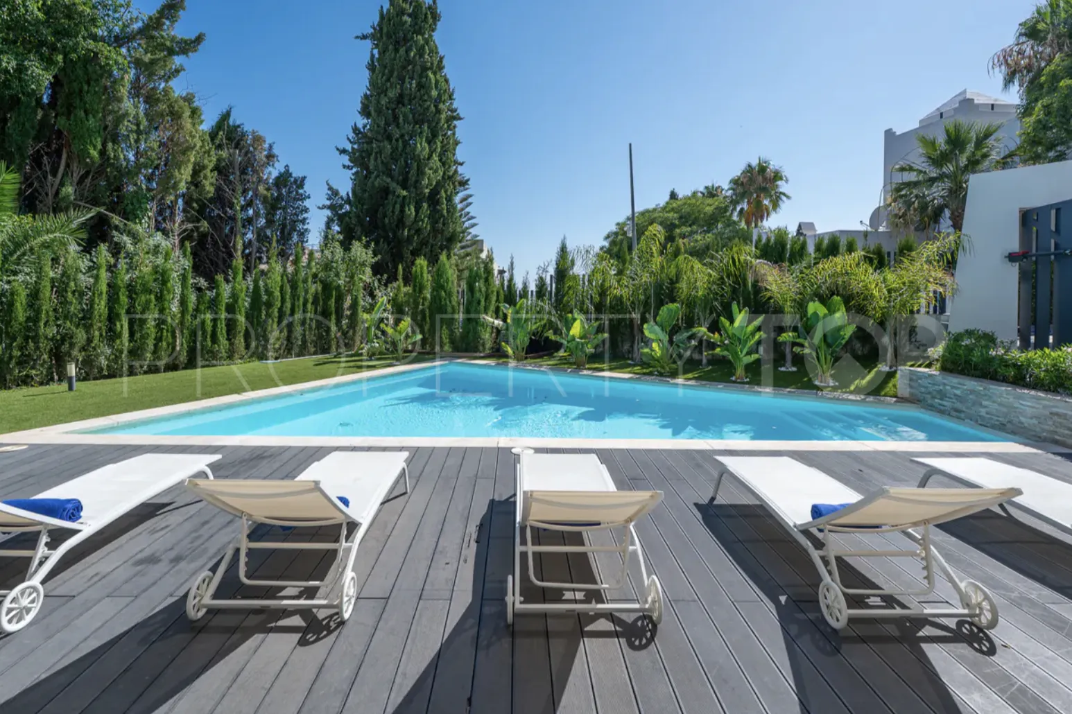 Artola, villa de 4 dormitorios en venta