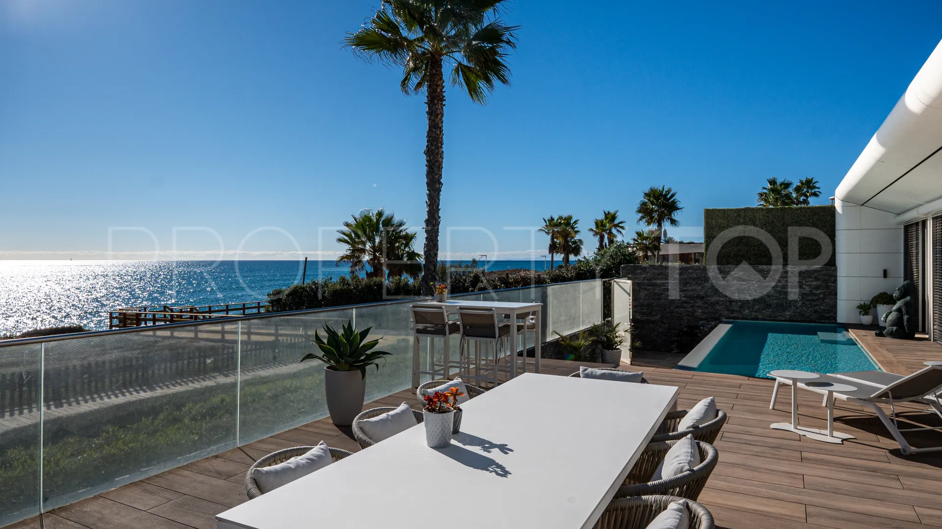 Villa in Estepona for sale
