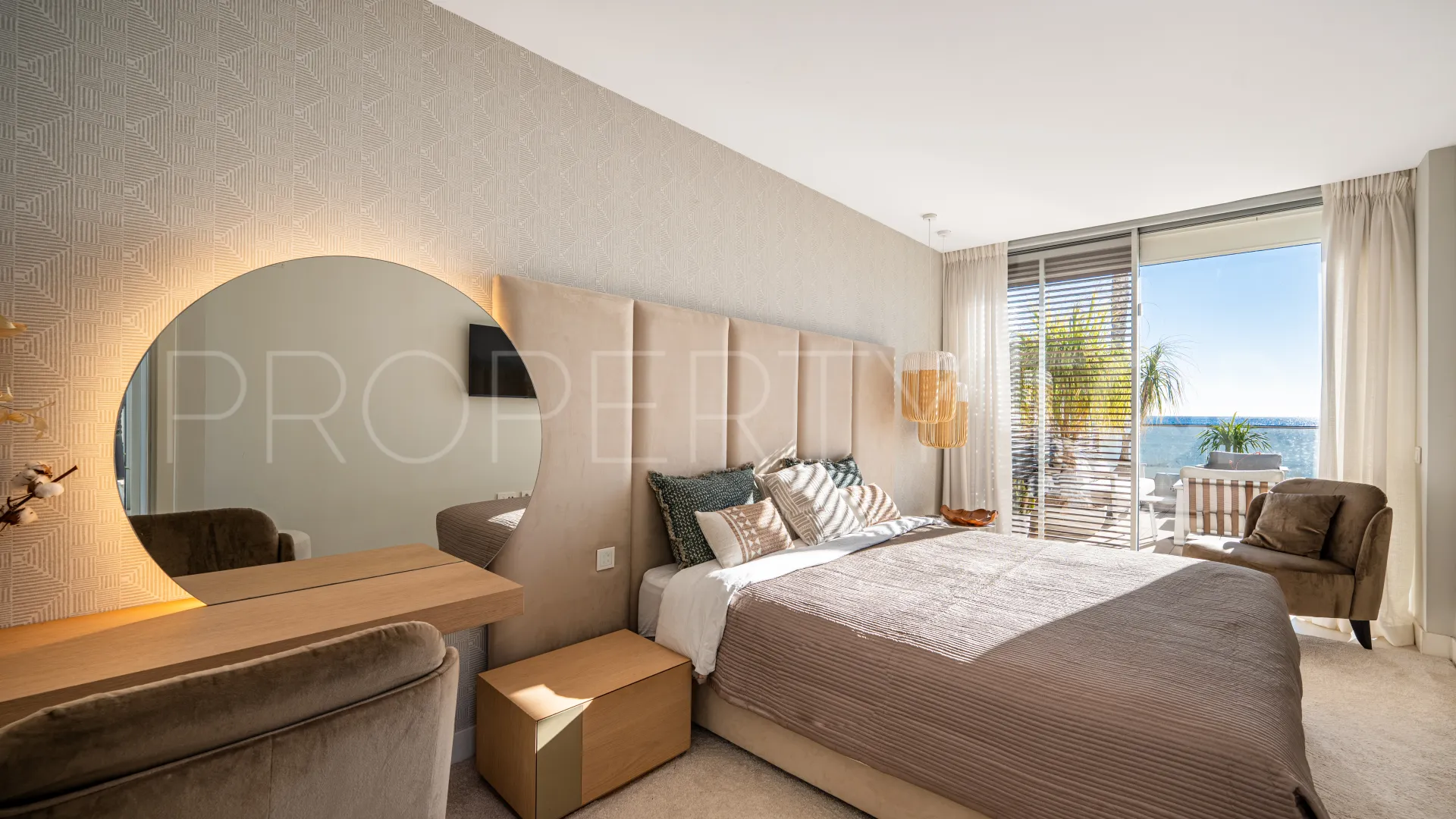 Villa in Estepona for sale