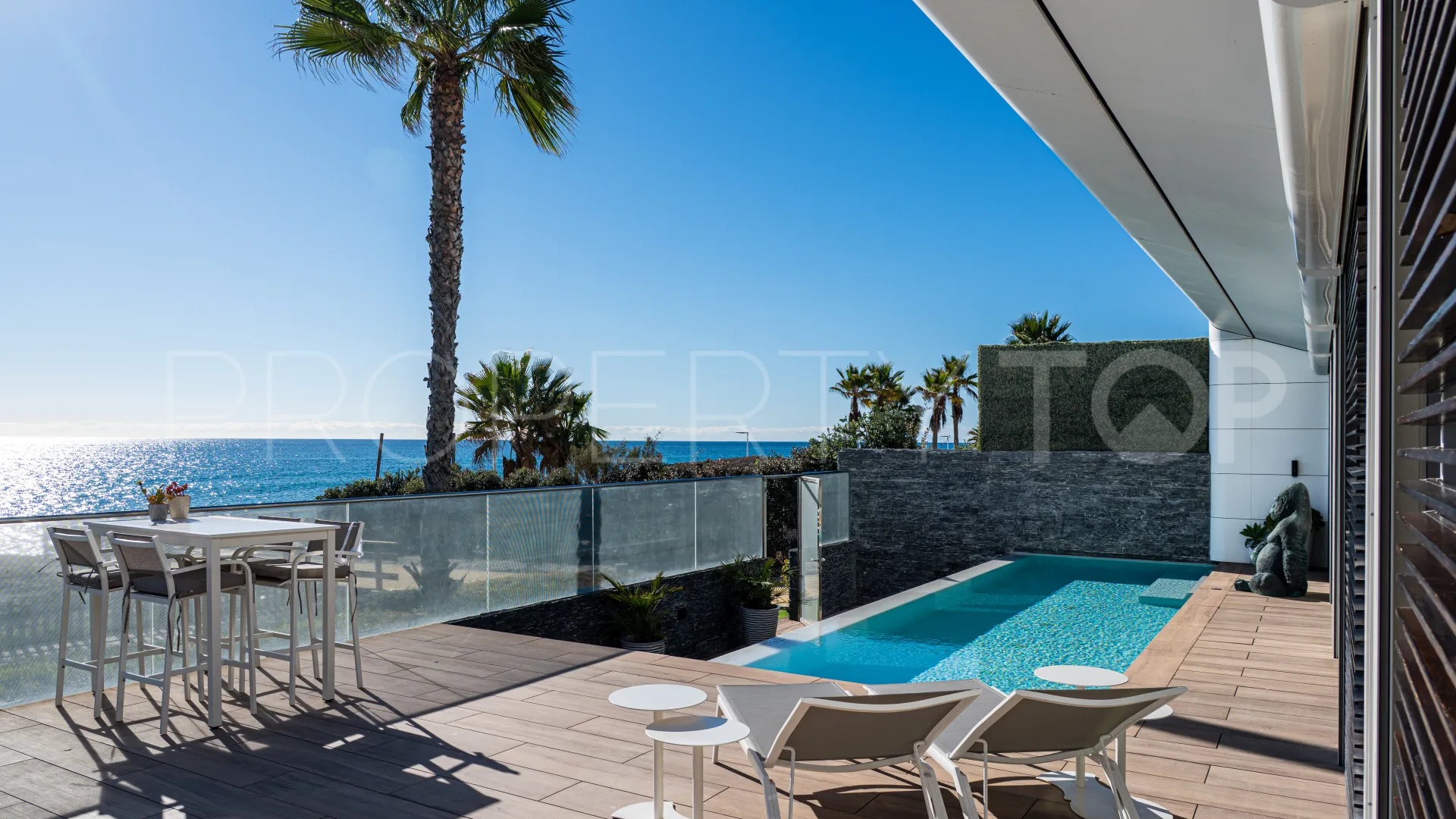 Villa in Estepona for sale