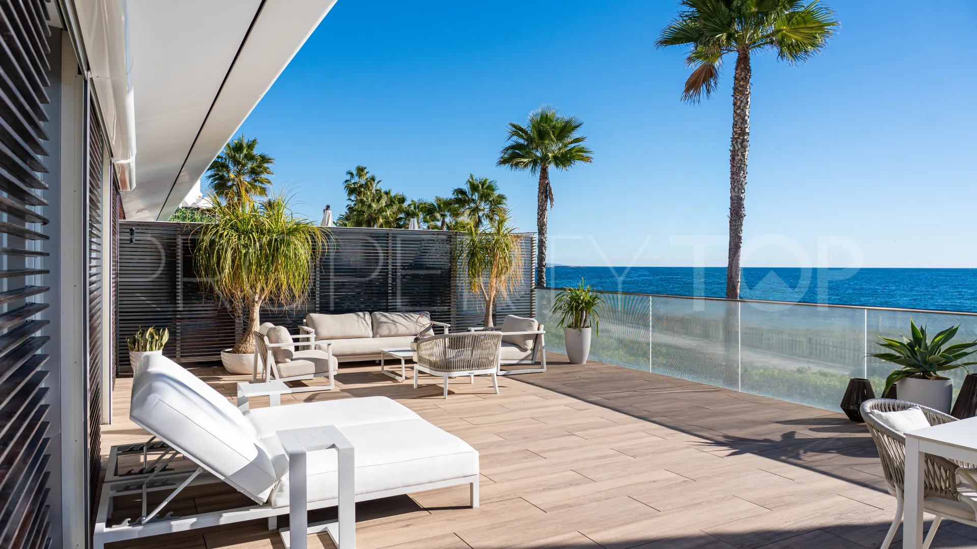 Villa in Estepona for sale