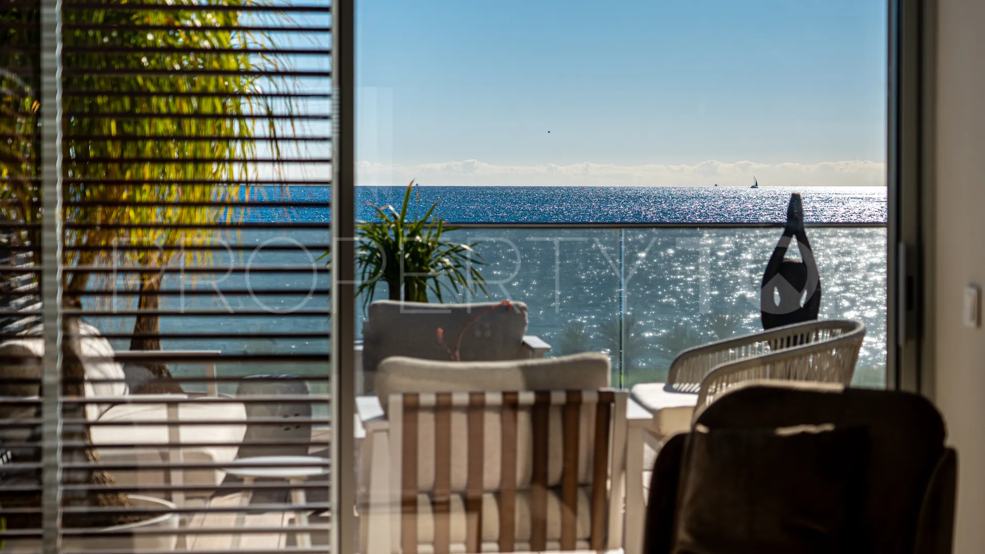 Villa in Estepona for sale