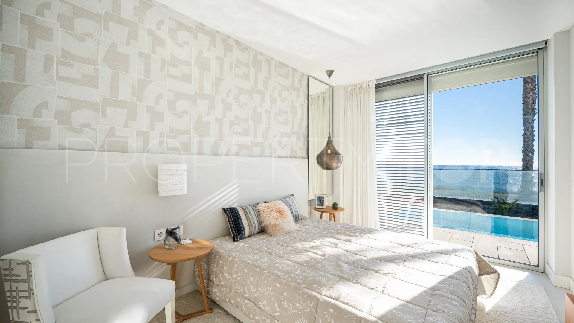 Villa in Estepona for sale