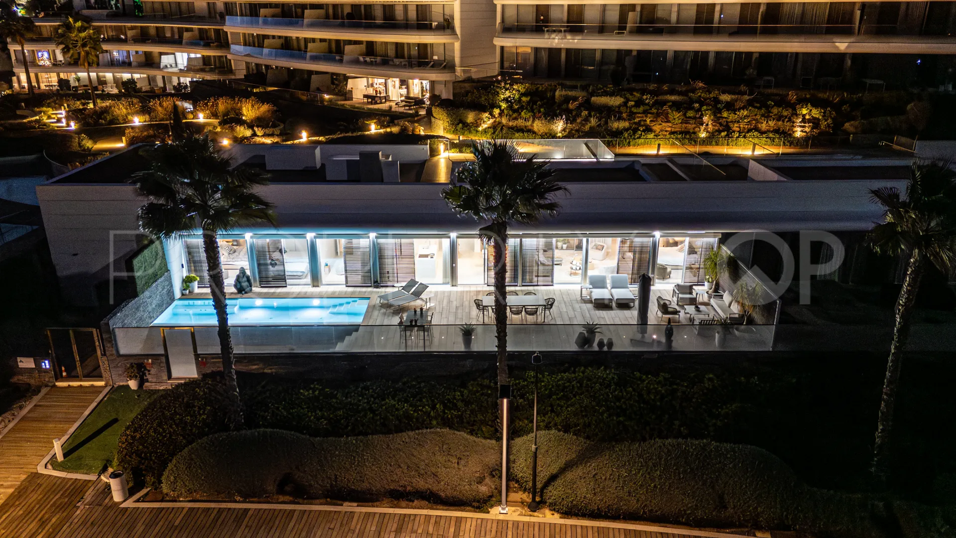 Villa in Estepona for sale