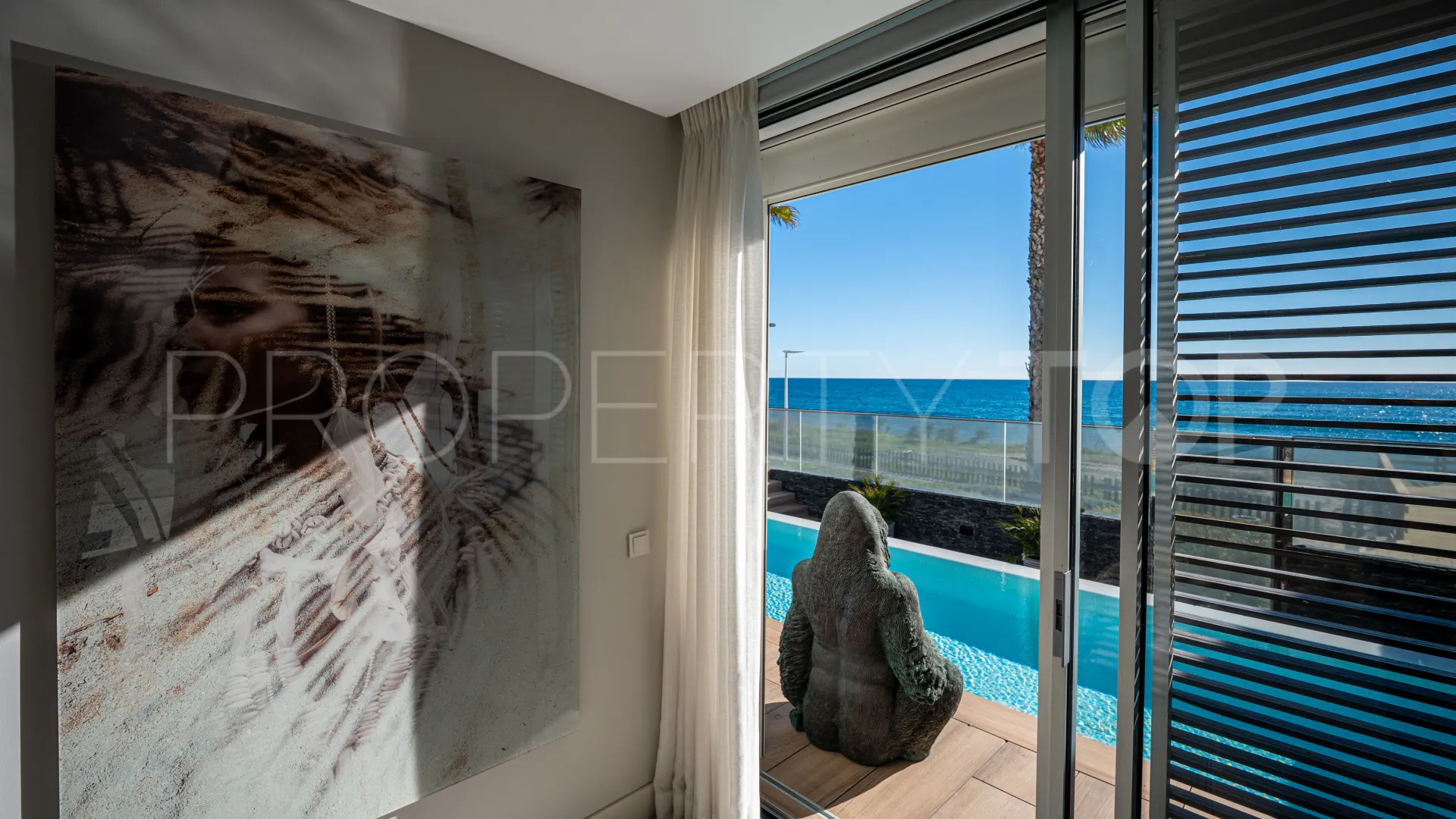 Villa in Estepona for sale