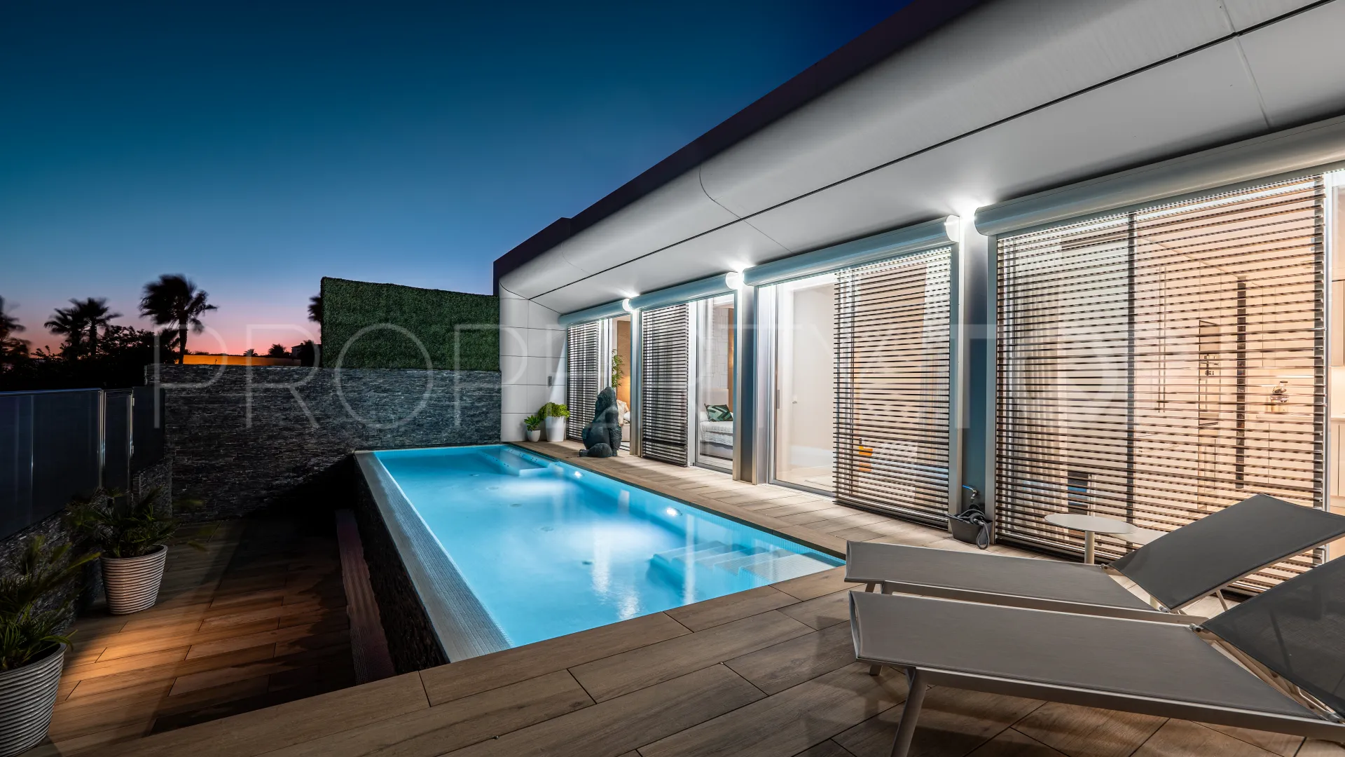 Villa in Estepona for sale