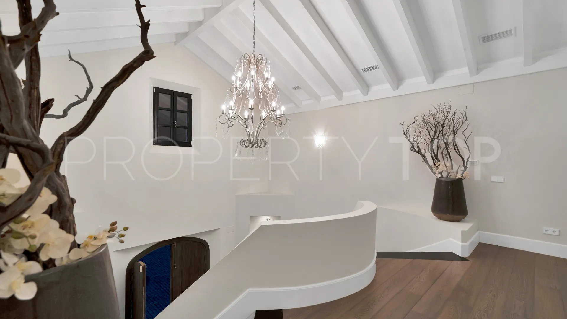 Monte Mayor villa for sale