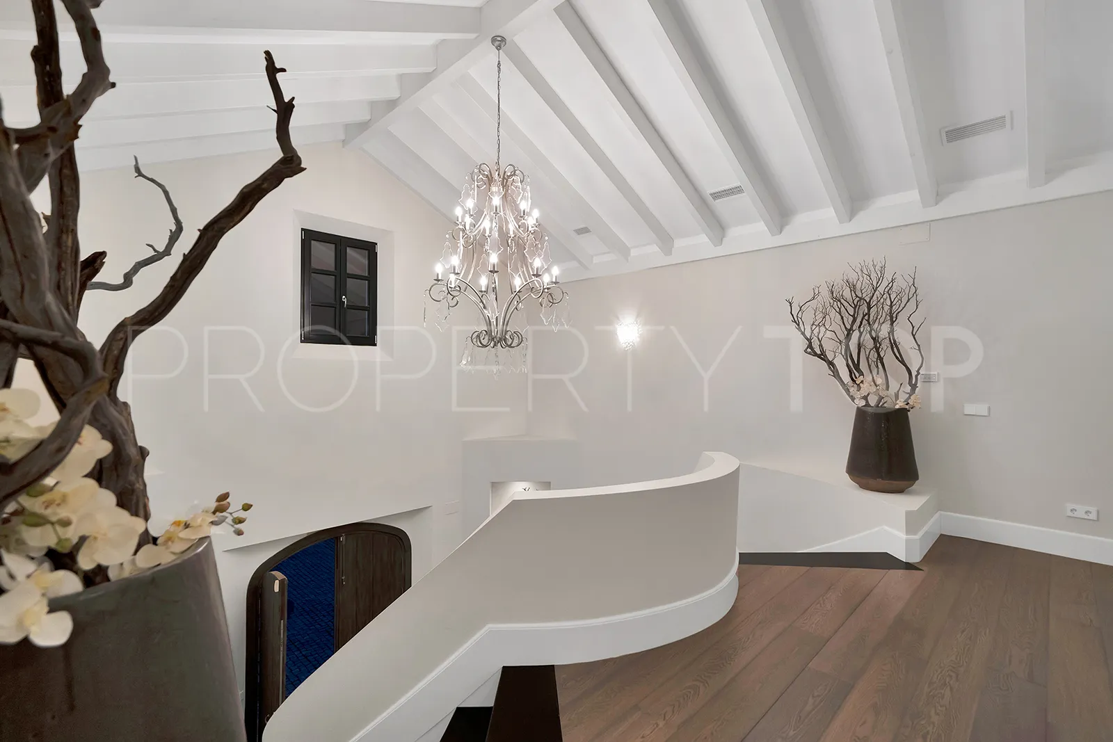 Monte Mayor villa for sale
