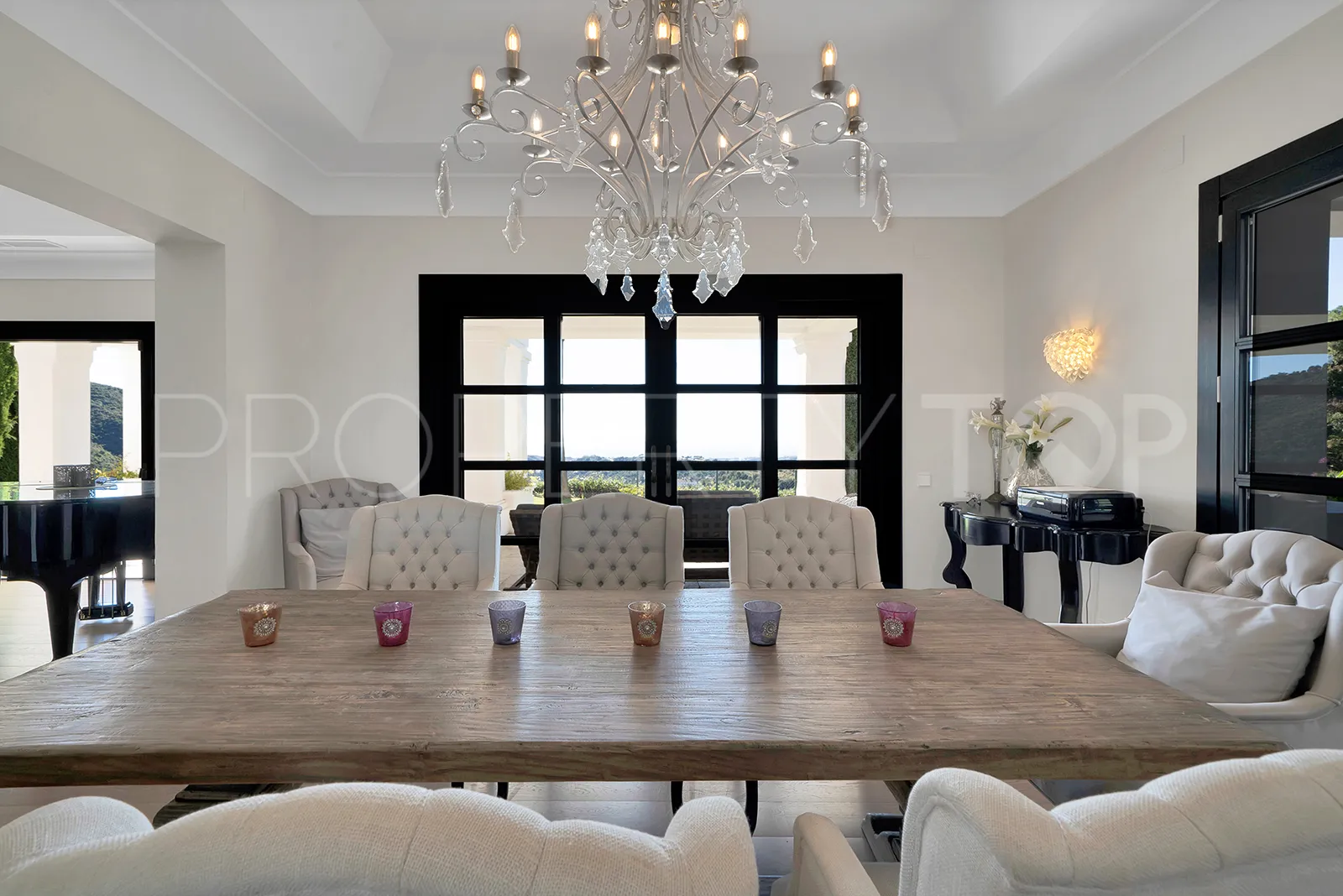 Monte Mayor villa for sale