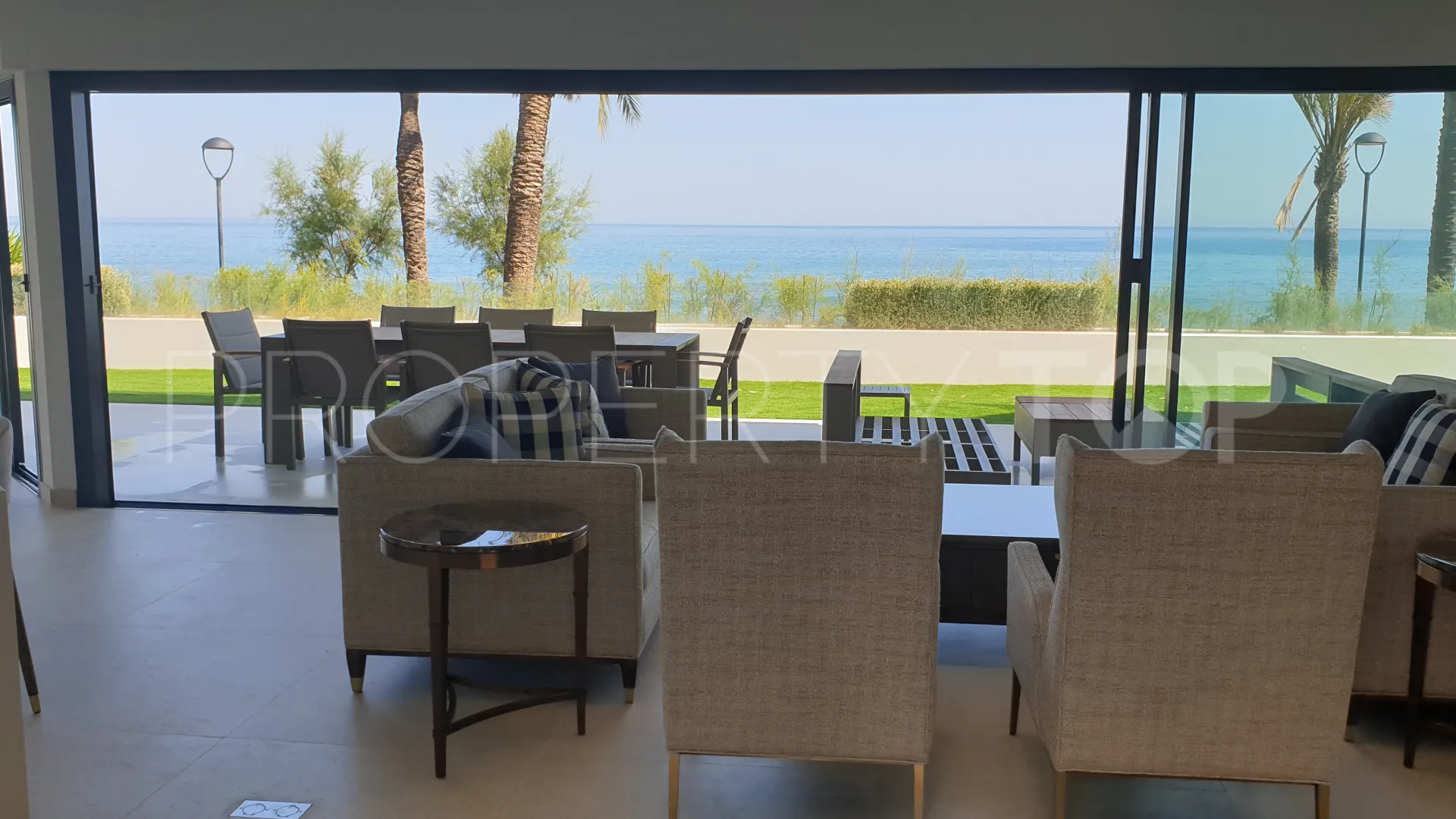 Adosado en venta de 3 dormitorios en Estepona