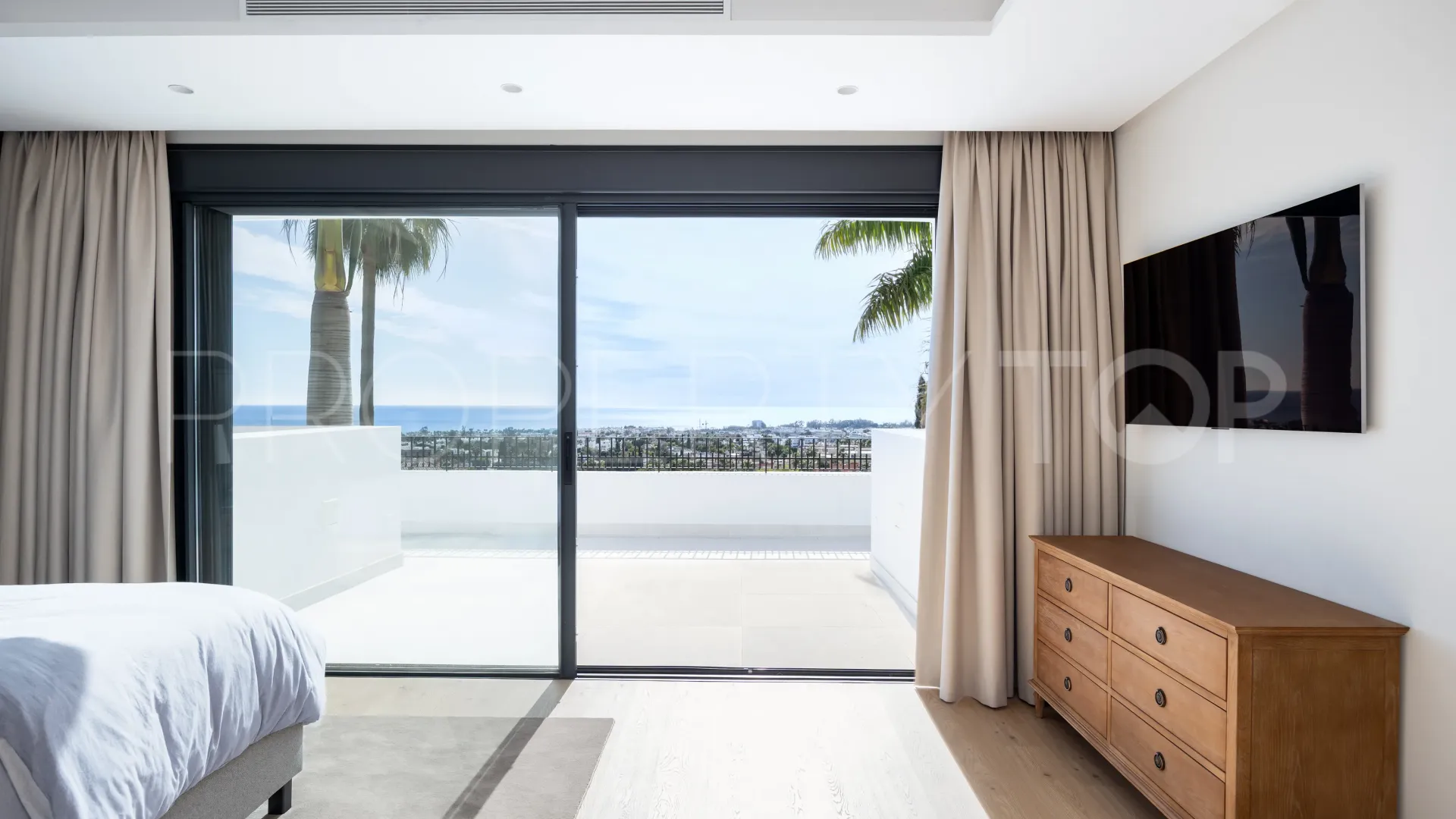 For sale villa in Los Flamingos