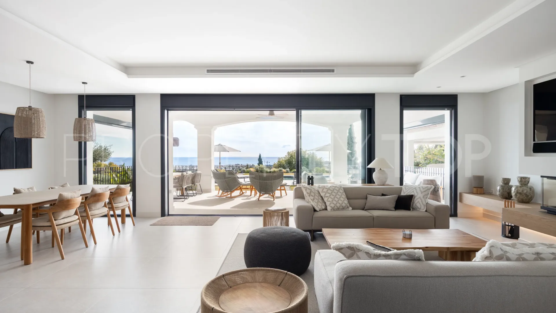 For sale villa in Los Flamingos