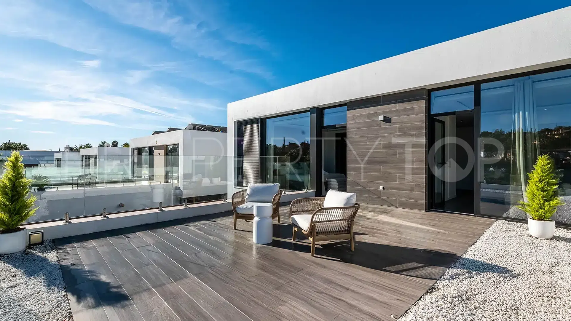 Villa with 5 bedrooms for sale in El Paraiso