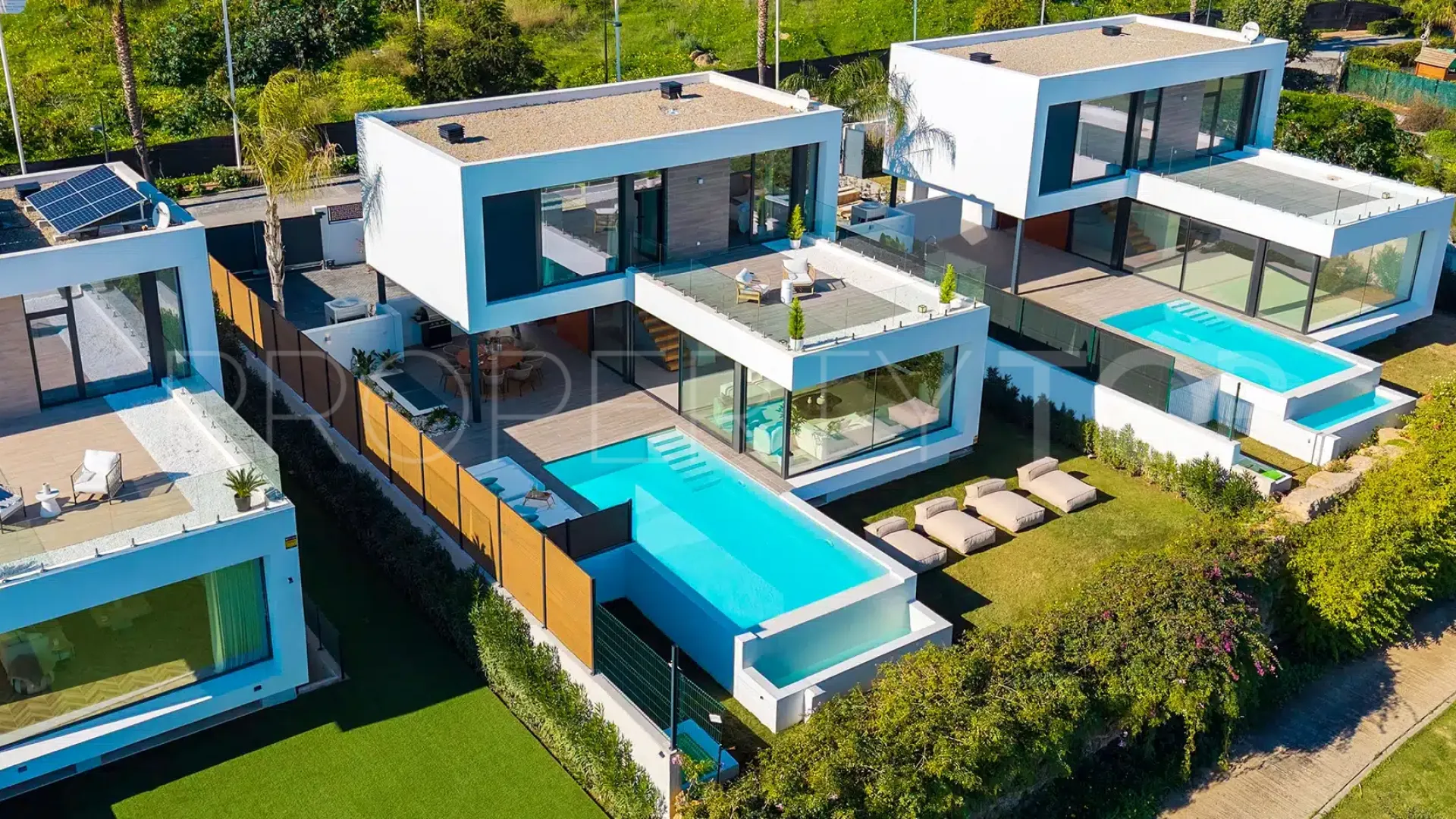 Villa with 5 bedrooms for sale in El Paraiso