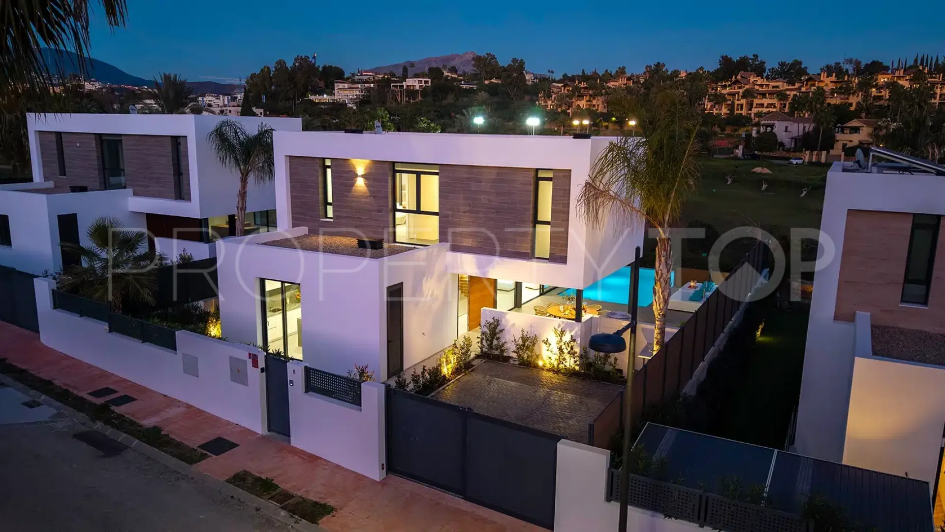 Villa with 5 bedrooms for sale in El Paraiso